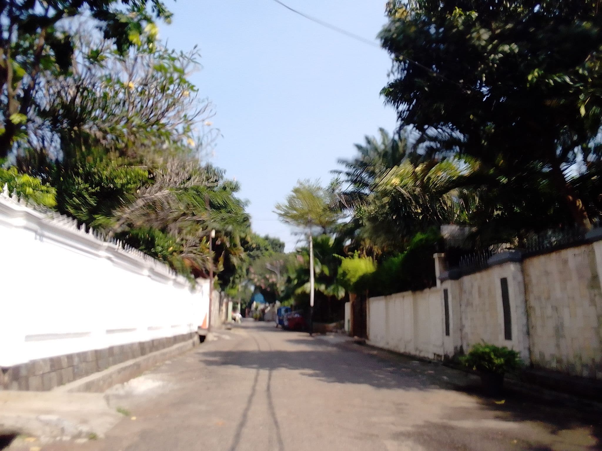 Street view near Rumah Namin, Jakarta — © fedrian_syah (CC BY-SA · Mapillary)