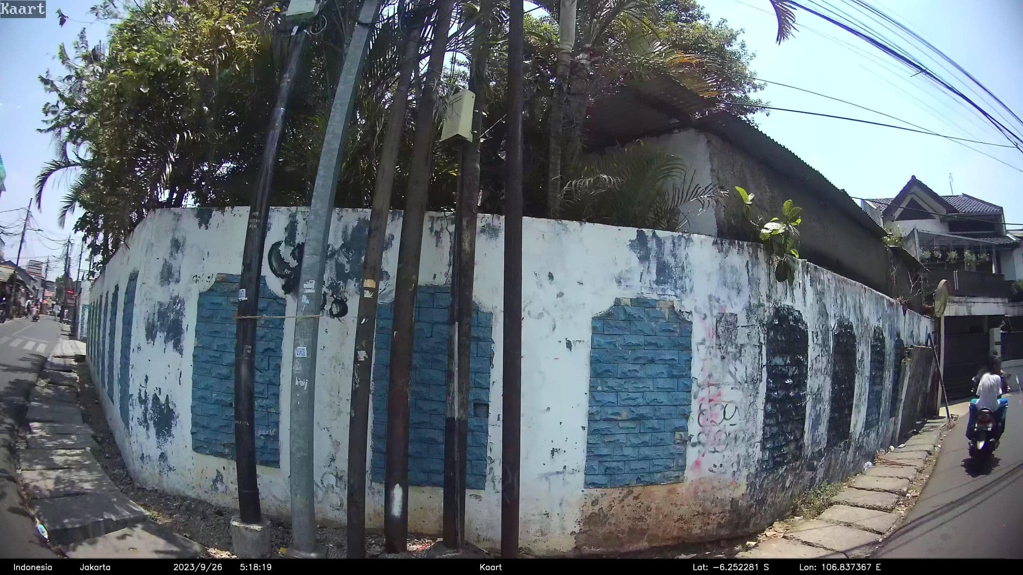 Street view near GuestHouse Duren Tiga, Jakarta — © kaart_2 (CC BY-SA · Mapillary)