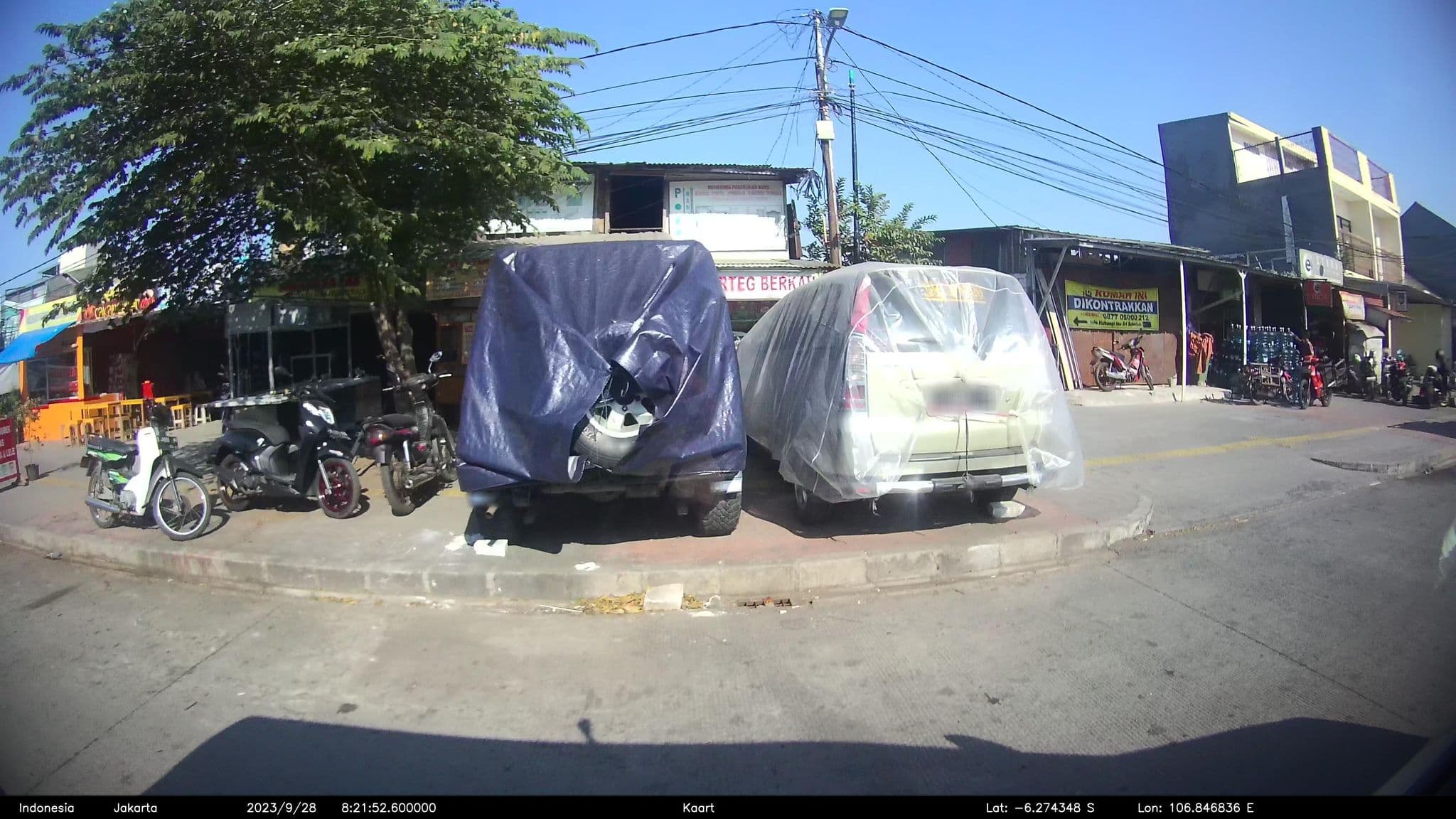 Street view near Hotel Ibis, Jakarta — © kaart_2 (CC BY-SA · Mapillary)