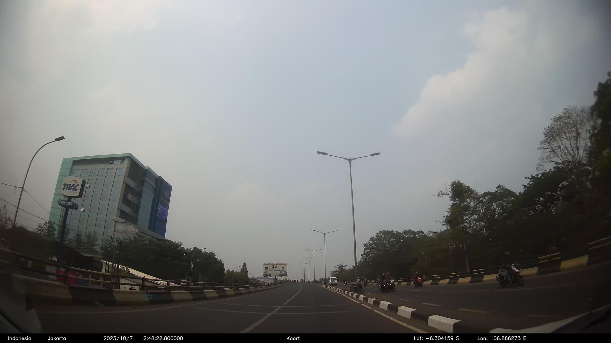 Street view near Russell Bedford International, Jakarta — © kaart_2 (CC BY-SA · Mapillary)