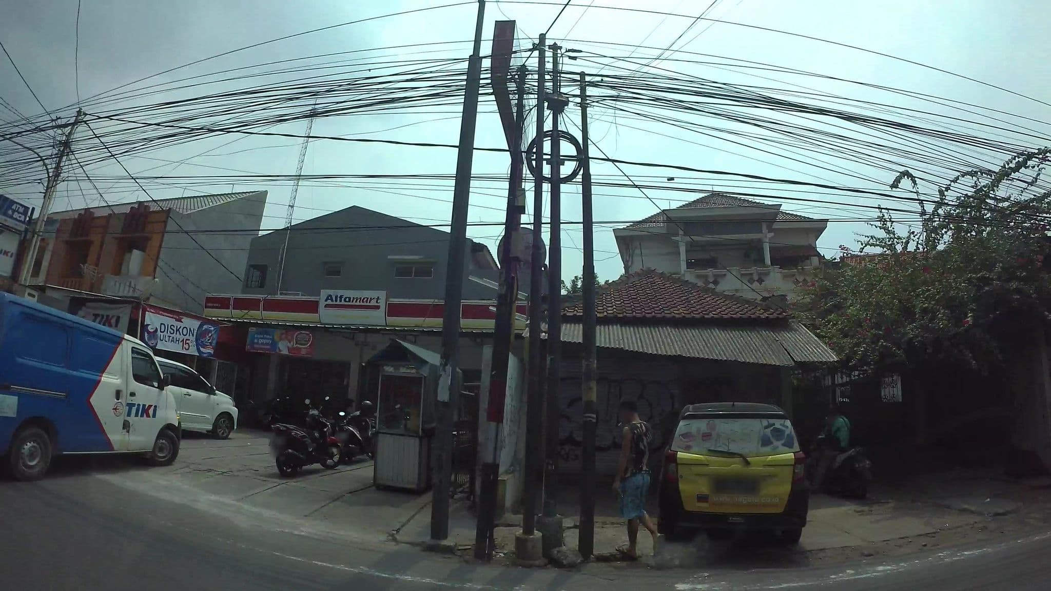 Street view near Purianandita Resort, Jakarta — © kaart_3 (CC BY-SA · Mapillary)