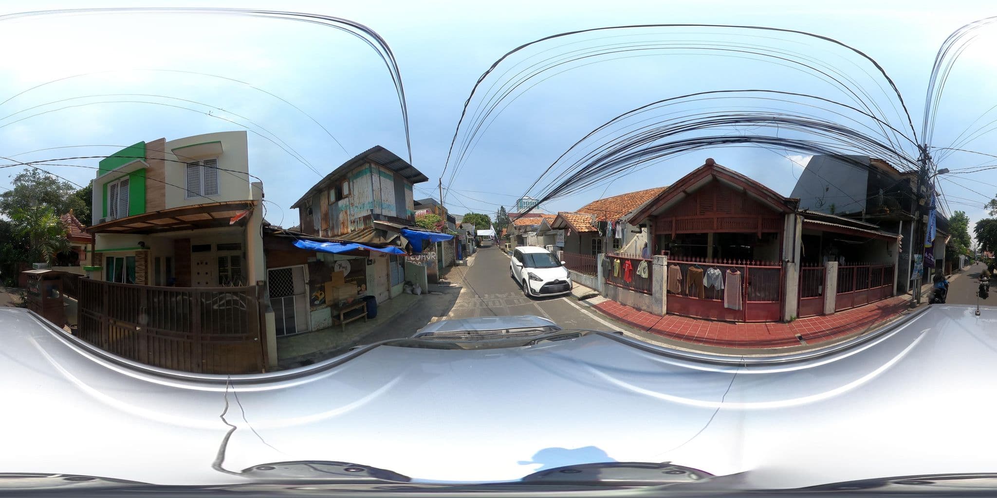 Street view near Hotel Maharadja, Jakarta — © kaart_2 (CC BY-SA · Mapillary)