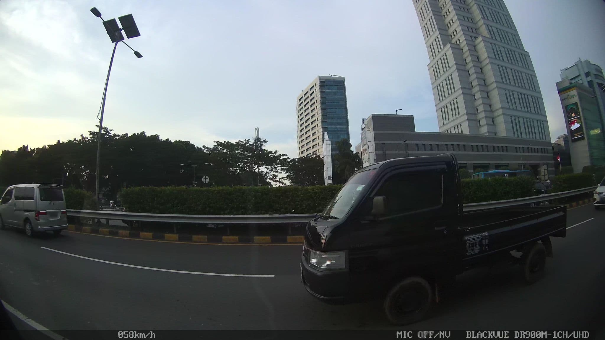 Street view near Hotel Bidakara Jakarta Room 509, Jakarta — © kaart_2 (CC BY-SA · Mapillary)
