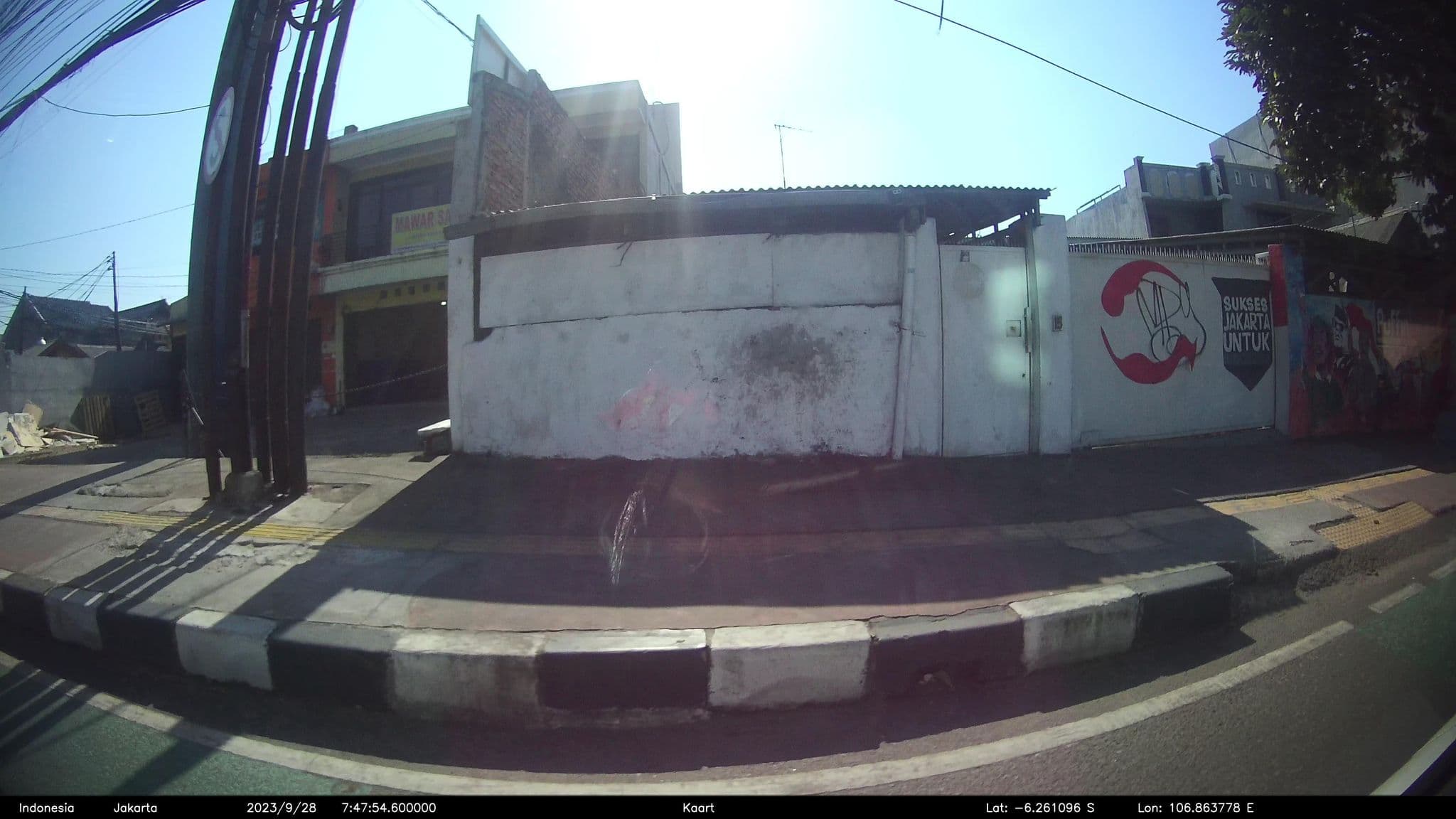 Street view near Own Bed, Jakarta — © kaart_2 (CC BY-SA · Mapillary)