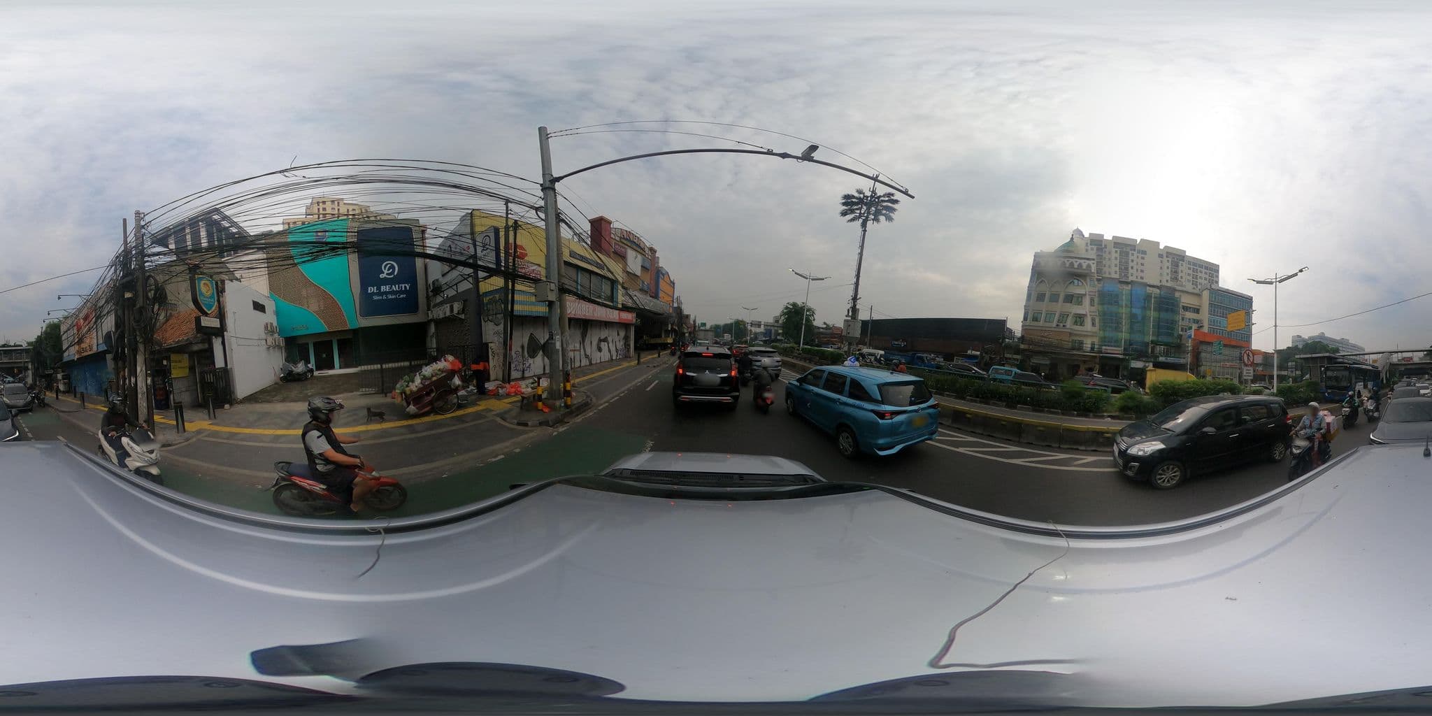 Street view near Zodiak @mth Hotel, Jakarta — © Kaart---360 (CC BY-SA · Mapillary)