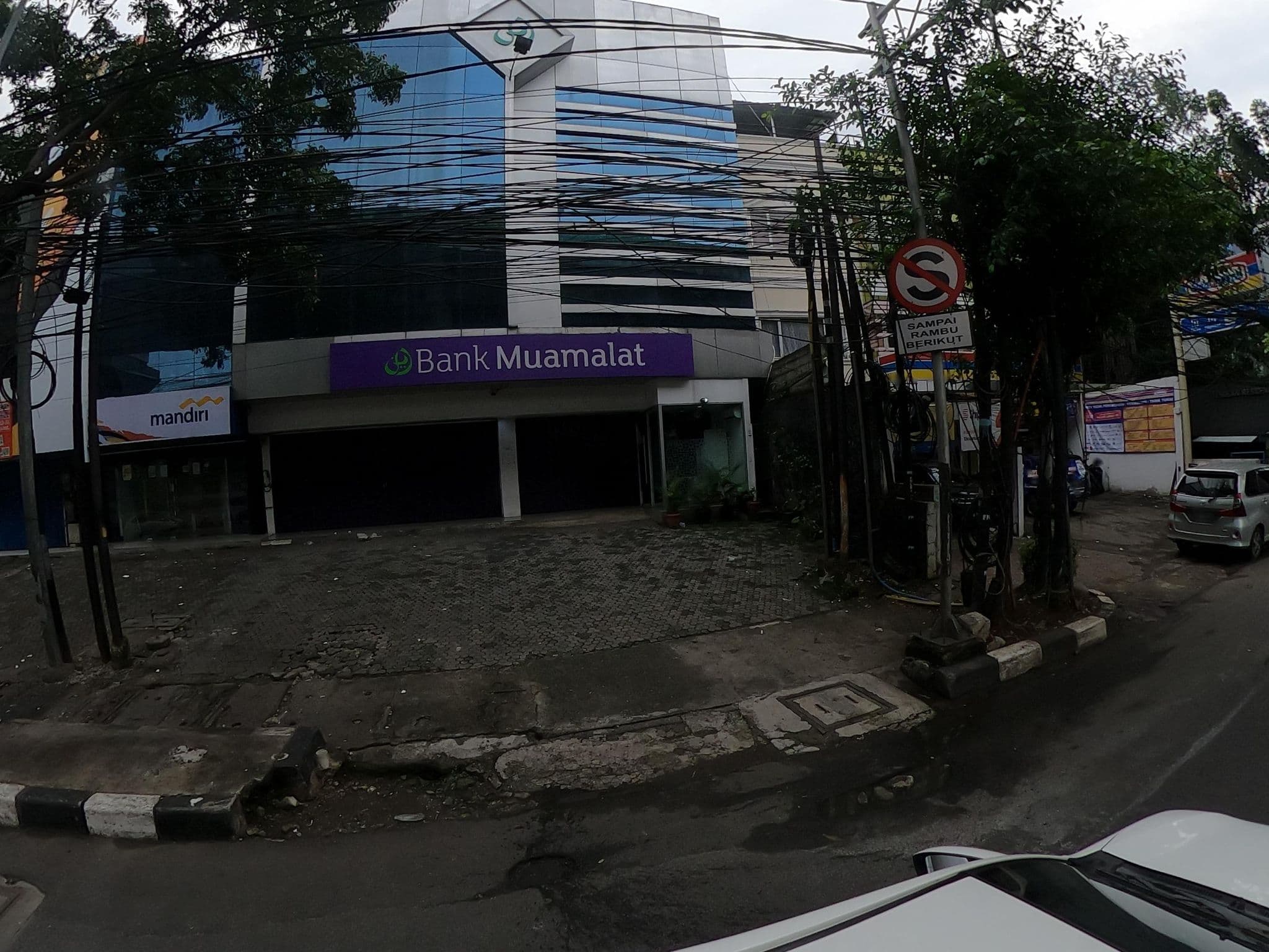 Street view near Tendean Residence Lantai 4, Jakarta — © kaart_360 (CC BY-SA · Mapillary)