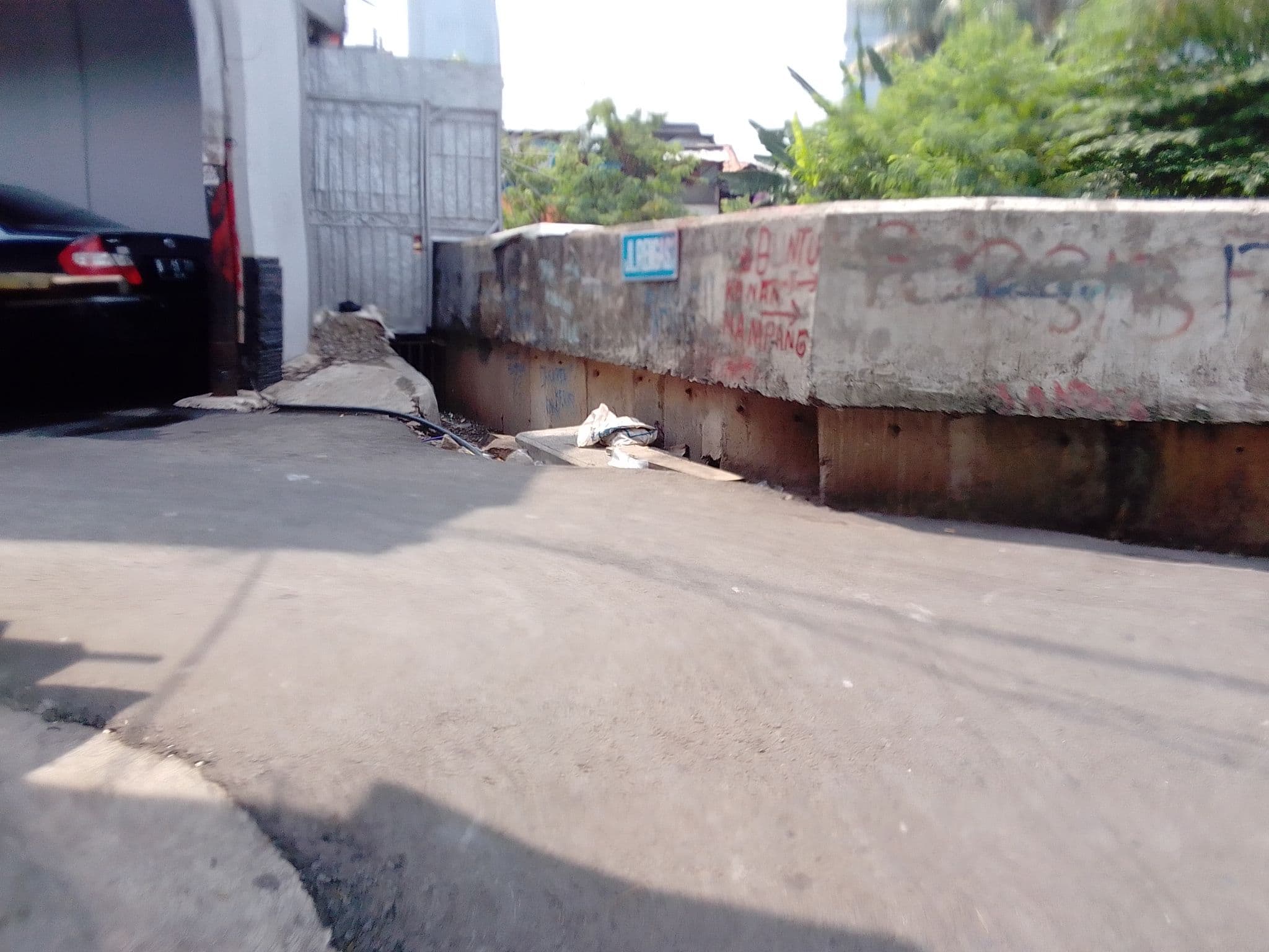 Street view near Airy Eco Syariah Kebayoran Baru Blok S Kebalen Enam 30 Jakarta, Jakarta — © fedrian_syah (CC BY-SA · Mapillary)
