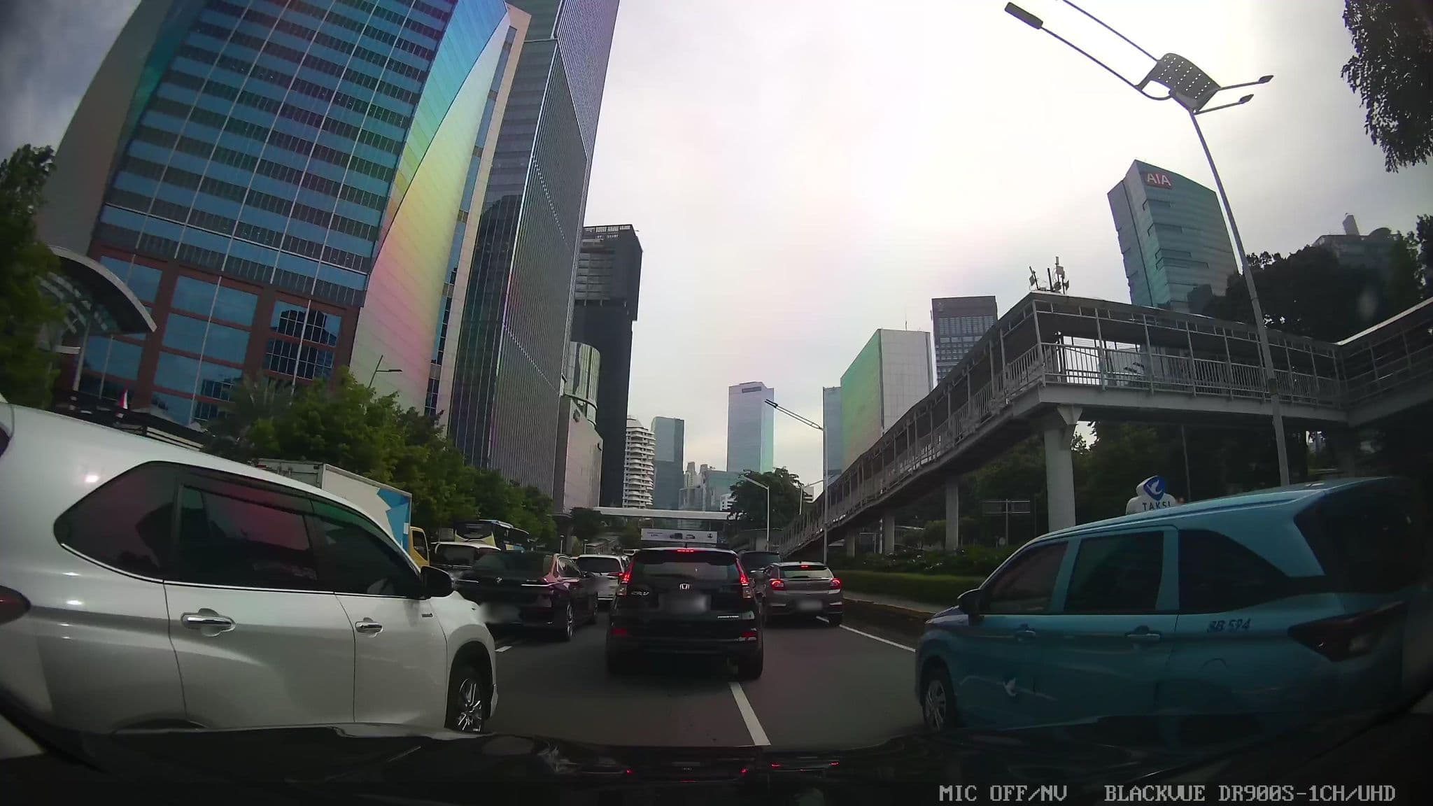 Street view near Bikini bottom, Jakarta — © Kaart---FRONT (CC BY-SA · Mapillary)