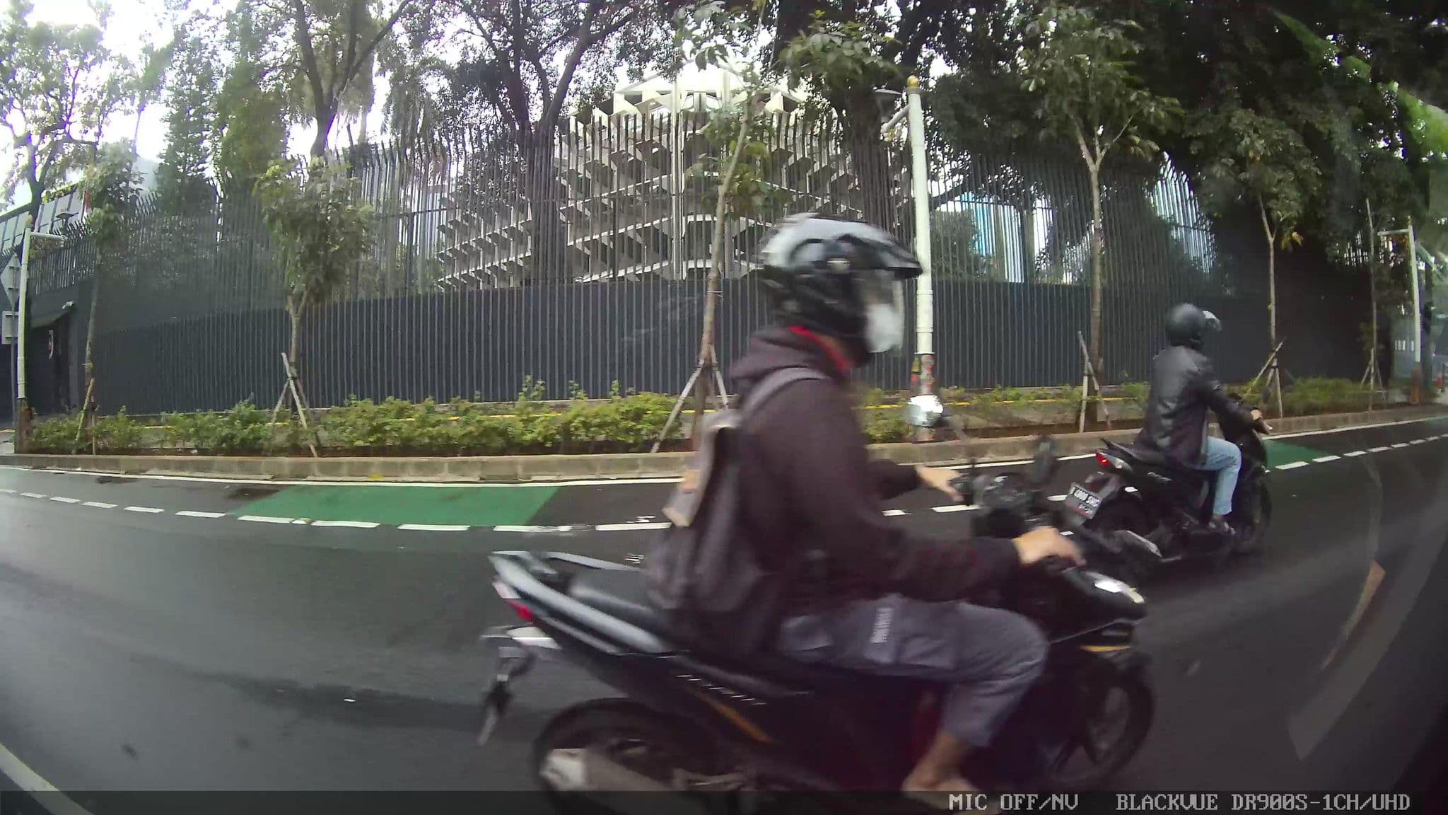 Street view near Park Lane Hotel, Jakarta — © Kaart---LEFT (CC BY-SA · Mapillary)