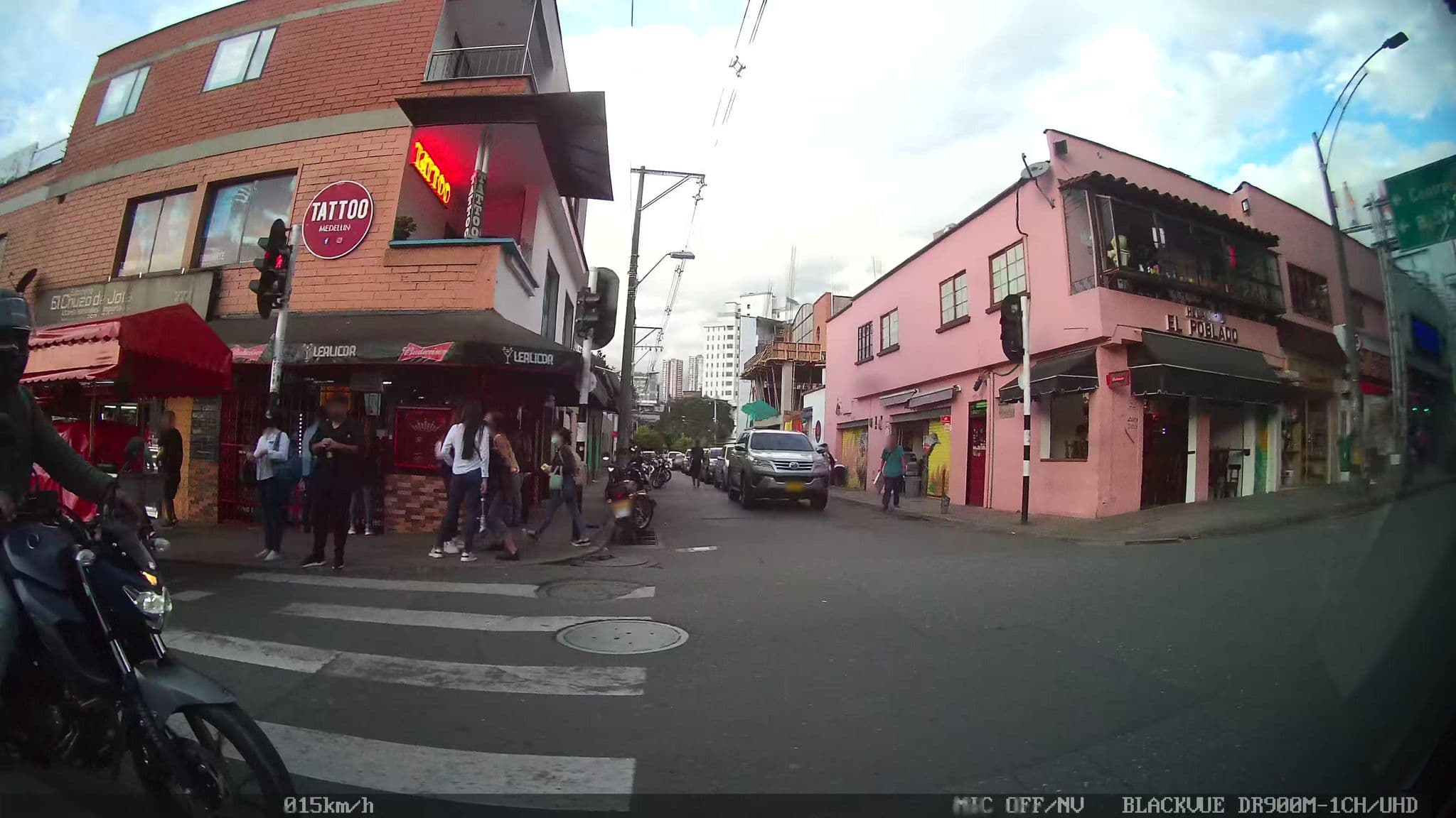 Street view near Refugio del Jaguar, Medellín