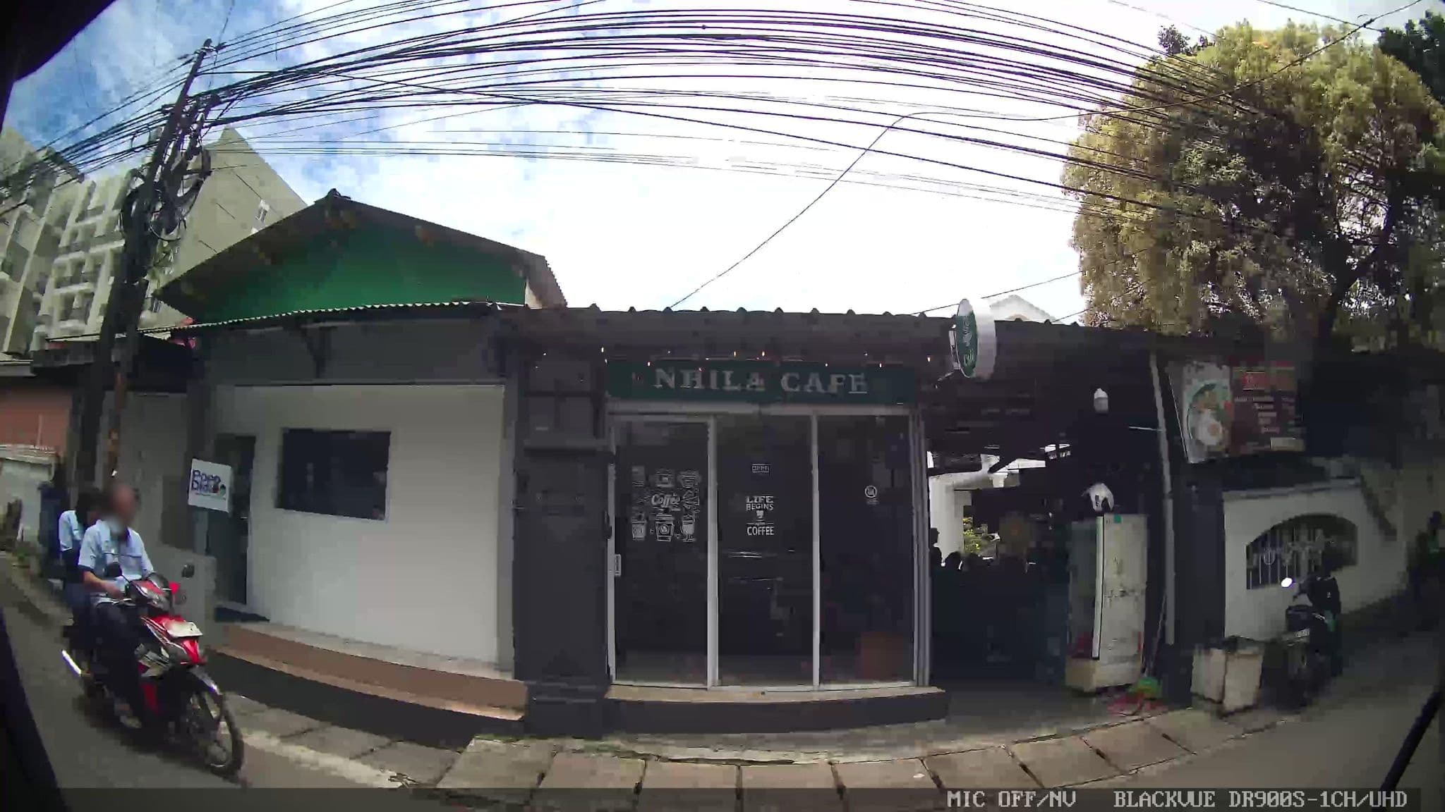 Street view near Ascott Kuningan Jakarta, Jakarta — © Kaart---RIGHT (CC BY-SA · Mapillary)