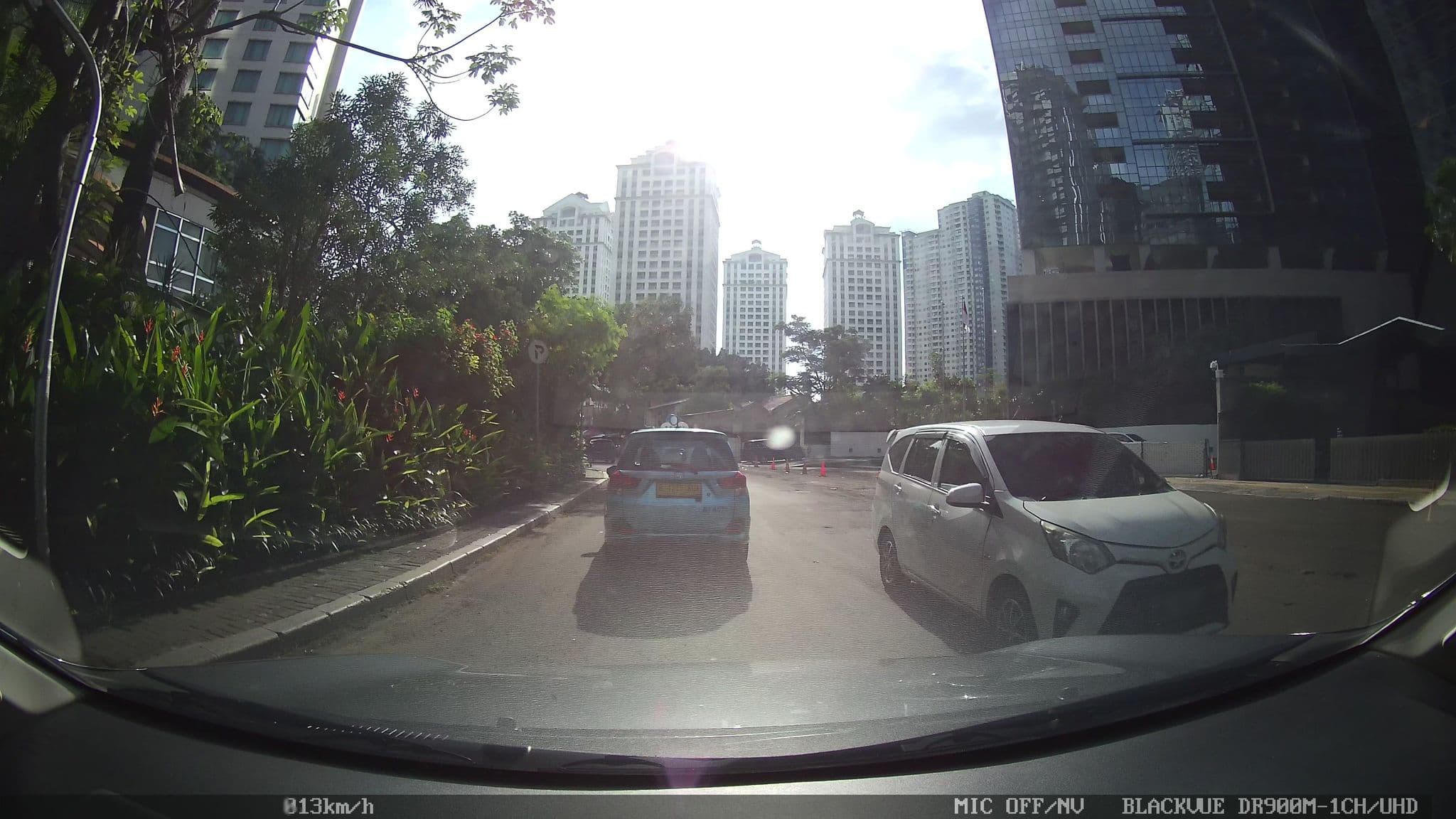 Street view near Jasmine 3 at AYANA Midplaza Jakarta, Jakarta — © kaart_1 (CC BY-SA · Mapillary)