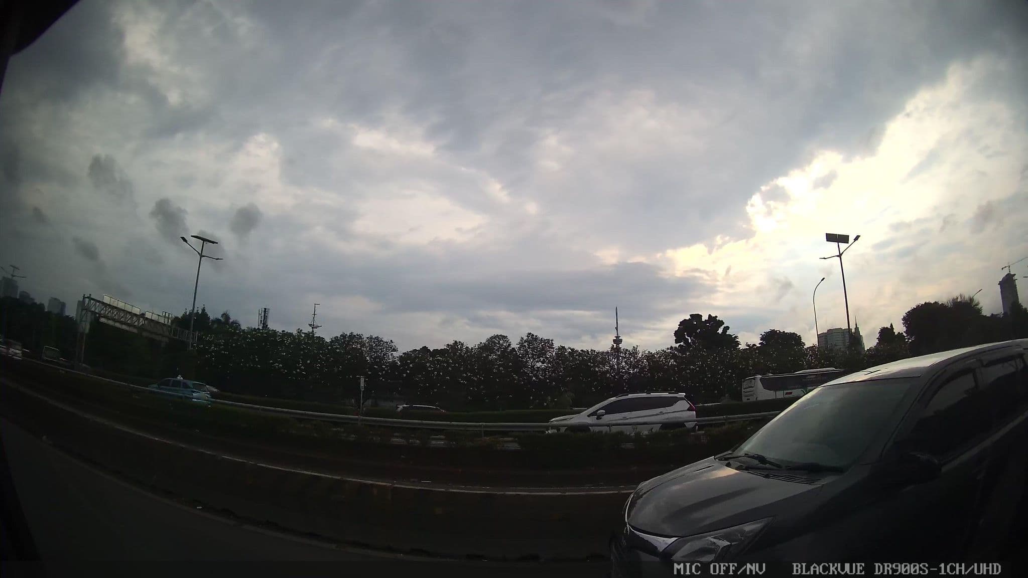 Street view near Pressroom DPR, Jakarta — © Kaart---RIGHT (CC BY-SA · Mapillary)