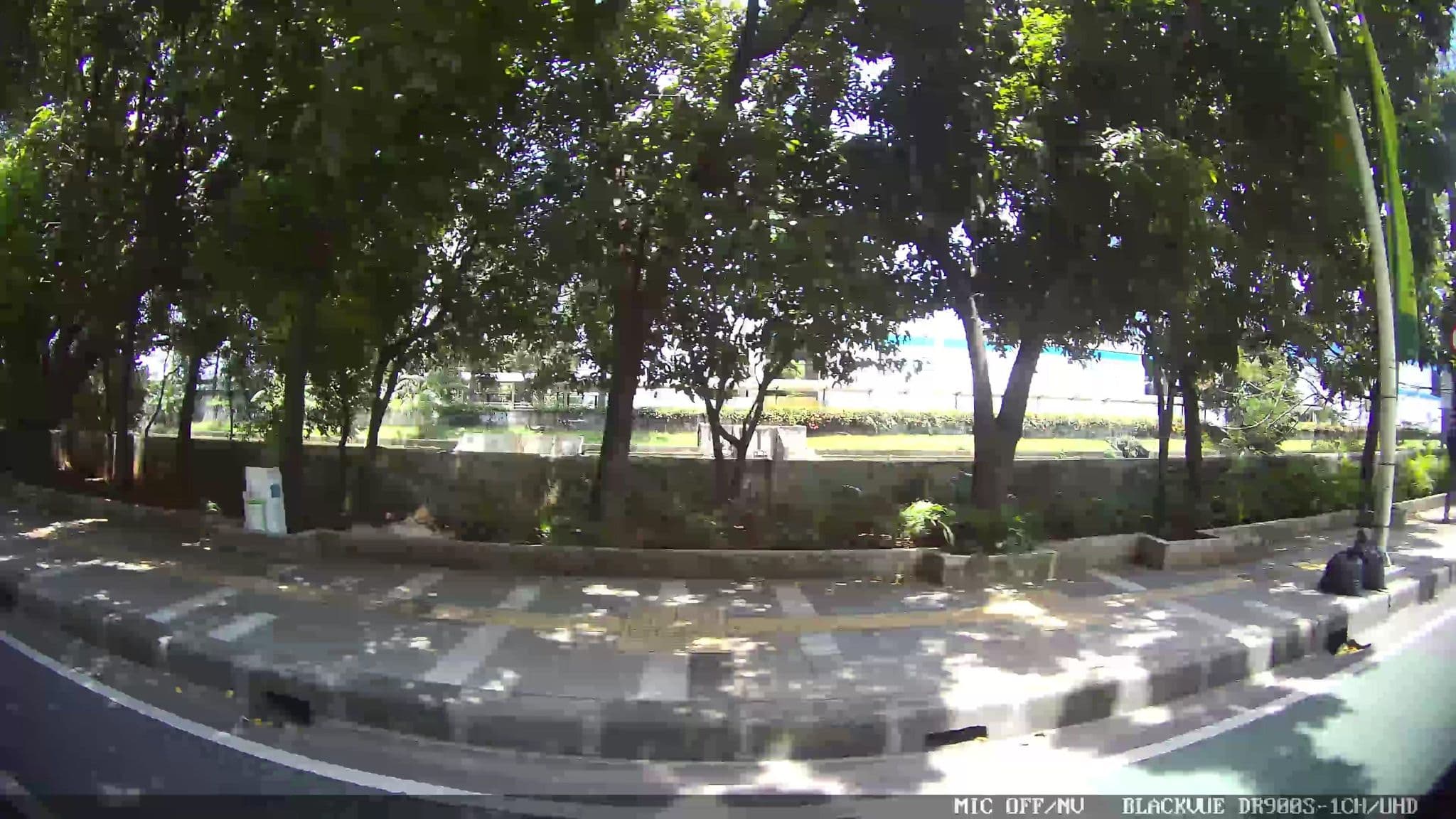 Street view near Hotel Inna Grand Bali Beach, Jakarta — © Kaart---LEFT (CC BY-SA · Mapillary)