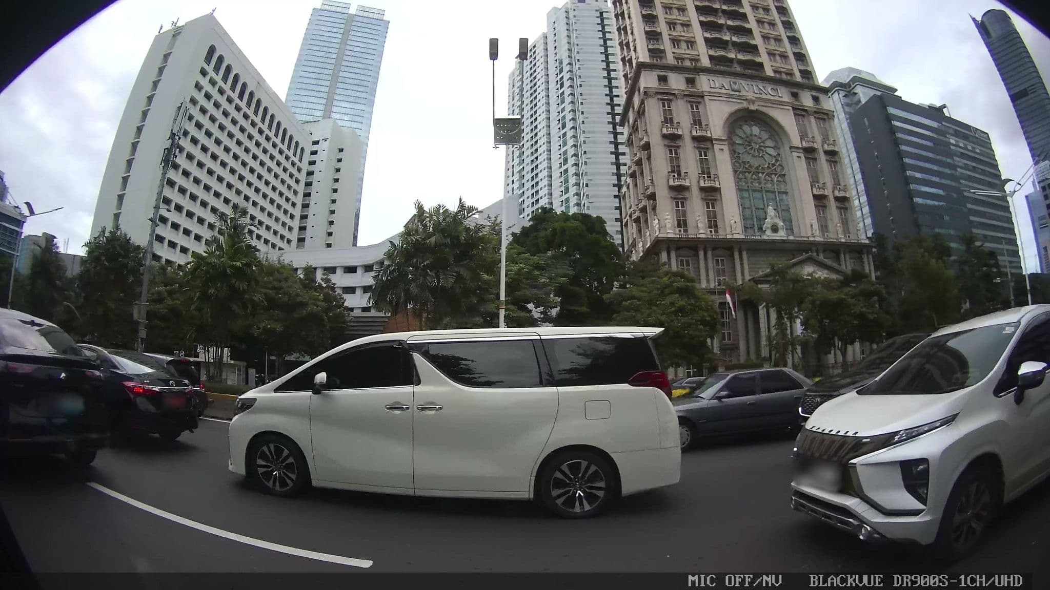 Street view near Floor 18th Twin Plaza Hotel, Jakarta — © Kaart---RIGHT (CC BY-SA · Mapillary)