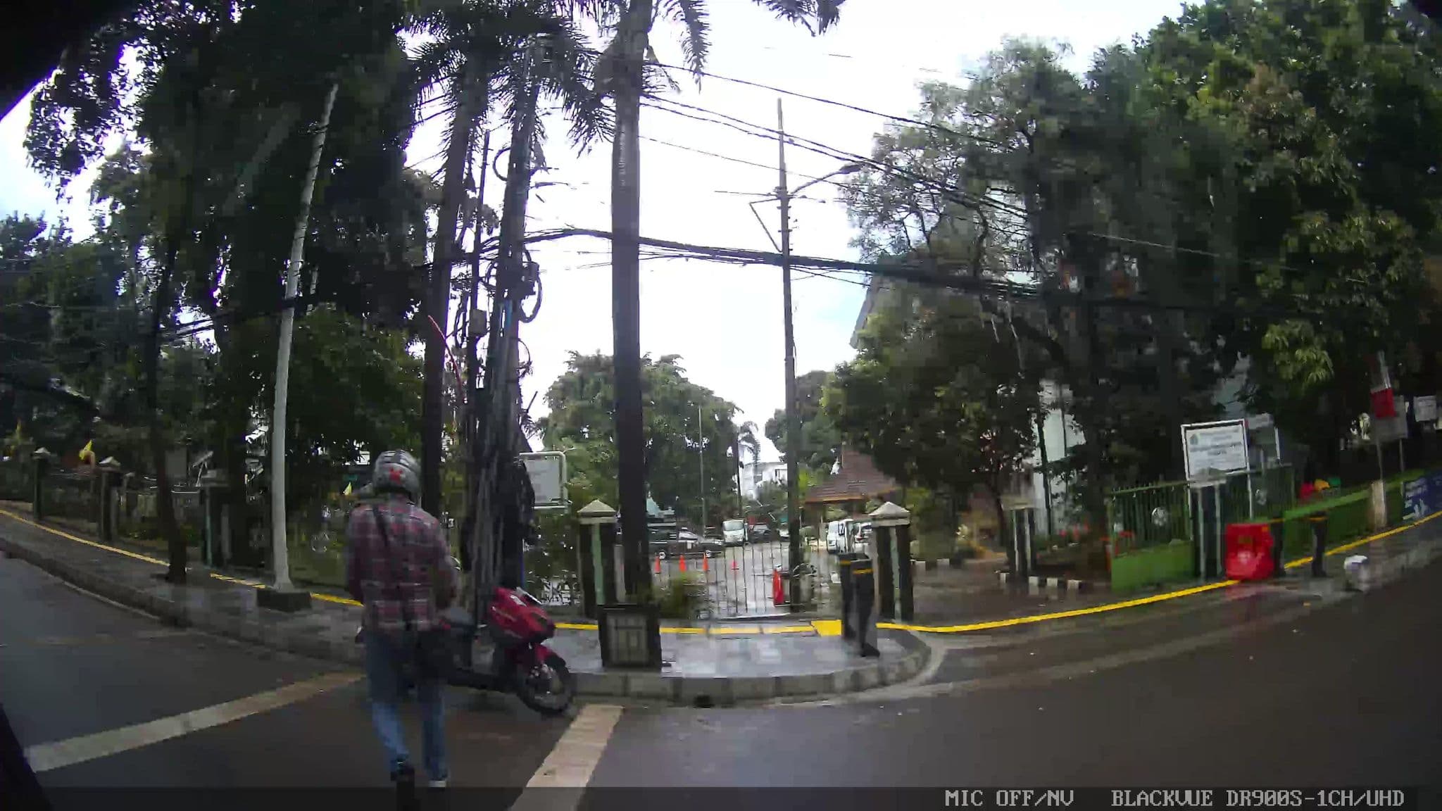 Street view near My LuvLy RooM, Jakarta — © Kaart---RIGHT (CC BY-SA · Mapillary)