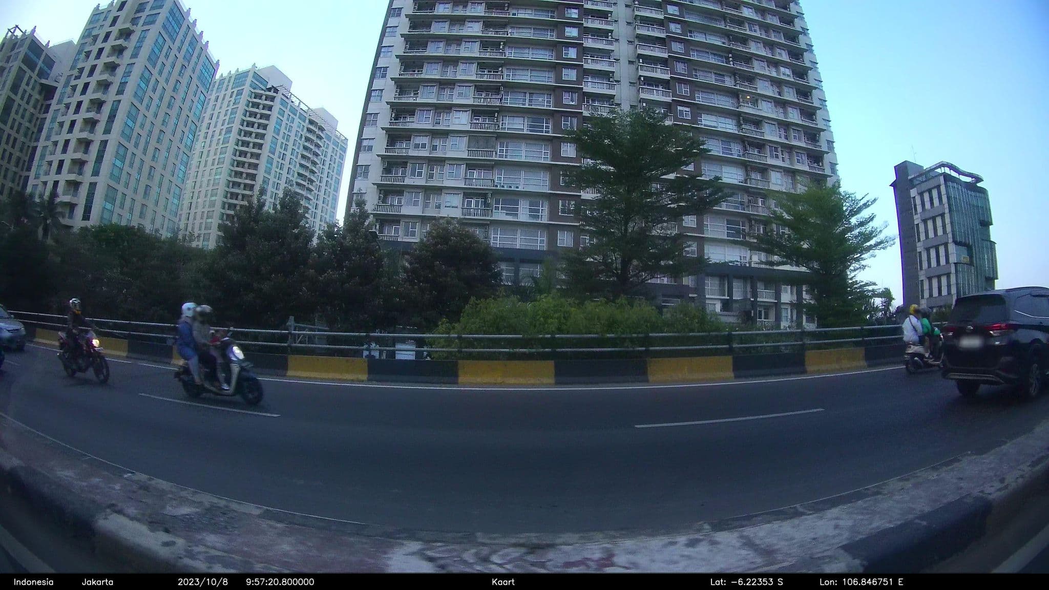 Street view near The Park Lane Jakarta, Jakarta — © kaart_2 (CC BY-SA · Mapillary)