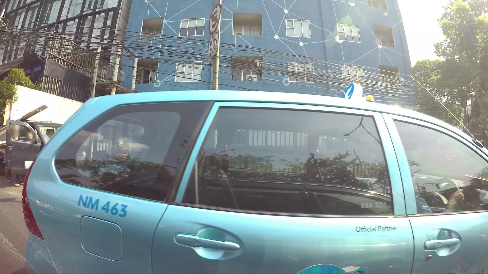 Street view near Pantry Room Attendant Royal Kuningan Hotel, Jakarta — © kaart_3 (CC BY-SA · Mapillary)