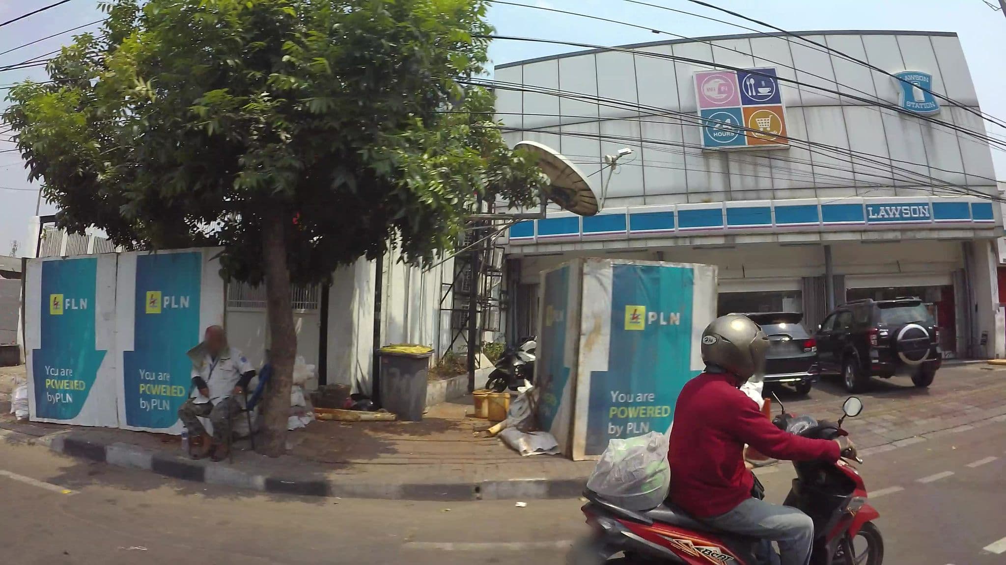 Street view near P Hotel, Jakarta — © kaart_3 (CC BY-SA · Mapillary)