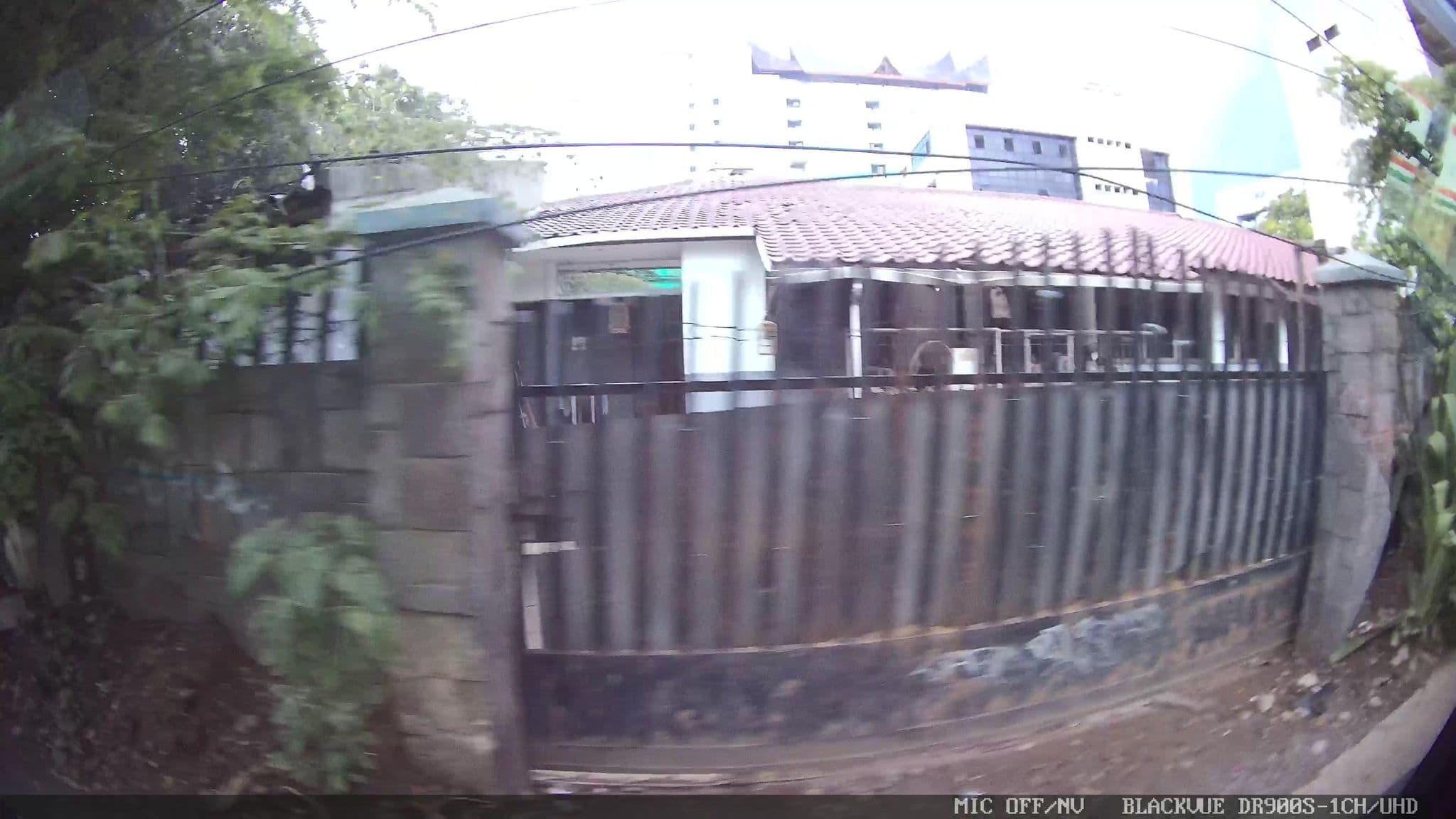 Street view near Hotel Mega Proklamasi, Jakarta — © Kaart---LEFT (CC BY-SA · Mapillary)