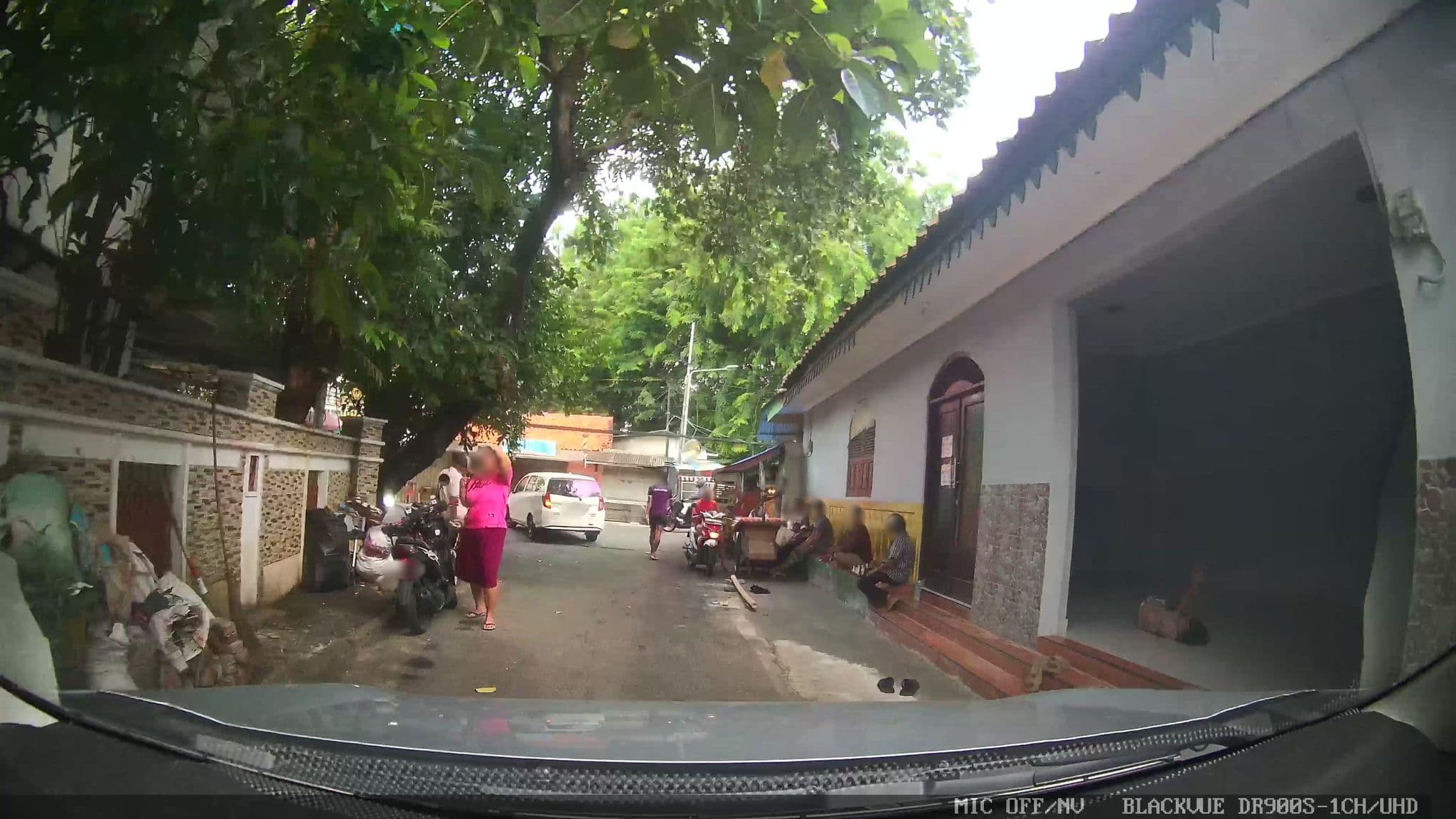 Street view near UYANA RESORT, Jakarta — © Kaart---FRONT (CC BY-SA · Mapillary)