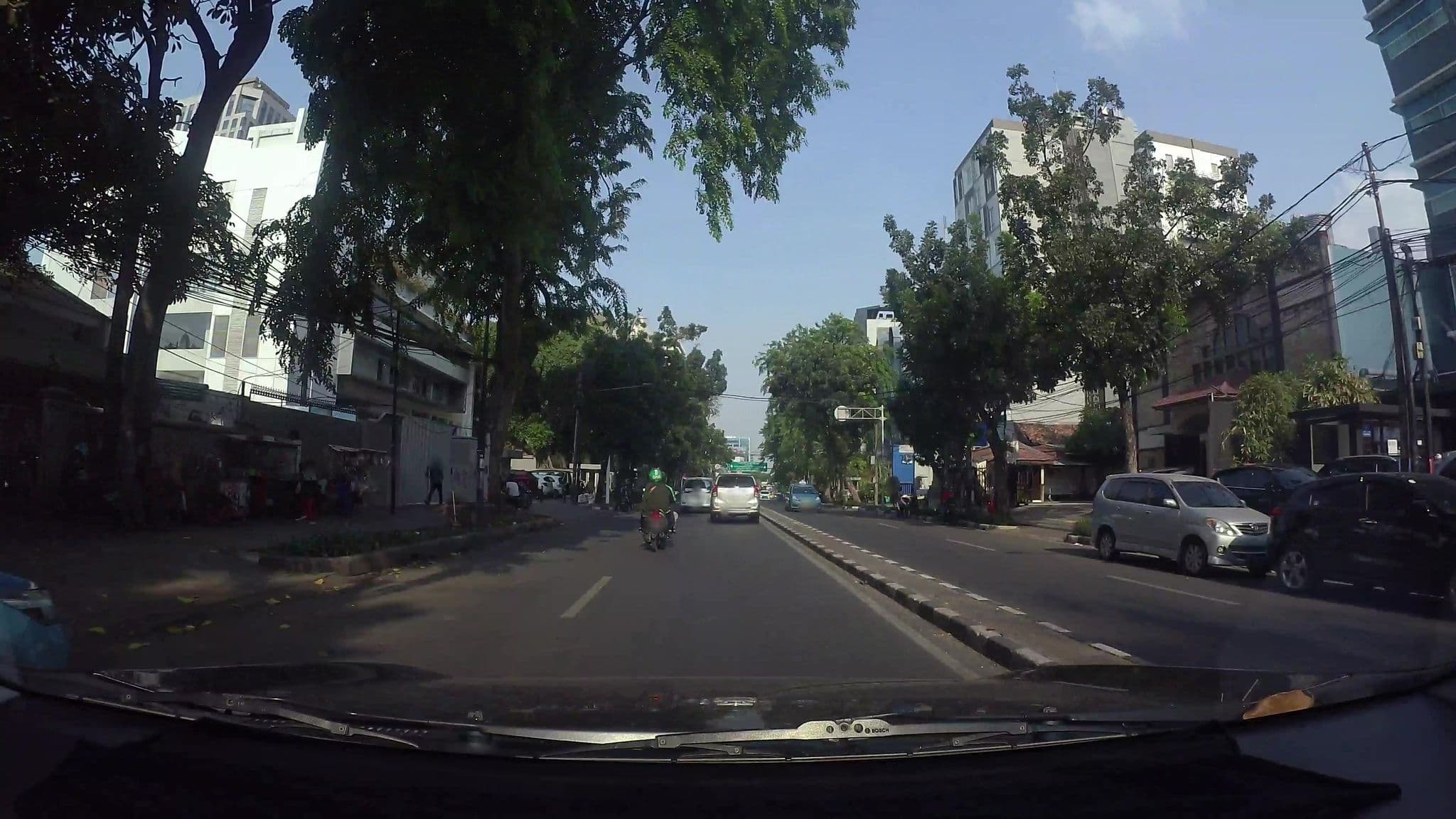 Street view near ARTOTEL, Jakarta — © kaart_3 (CC BY-SA · Mapillary)