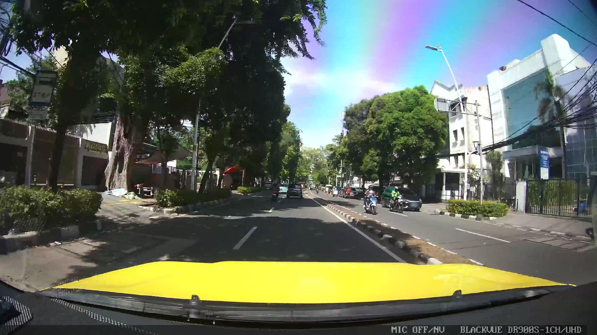 Street view near ISE Guest House, Jakarta — © Kaart---FRONT (CC BY-SA · Mapillary)
