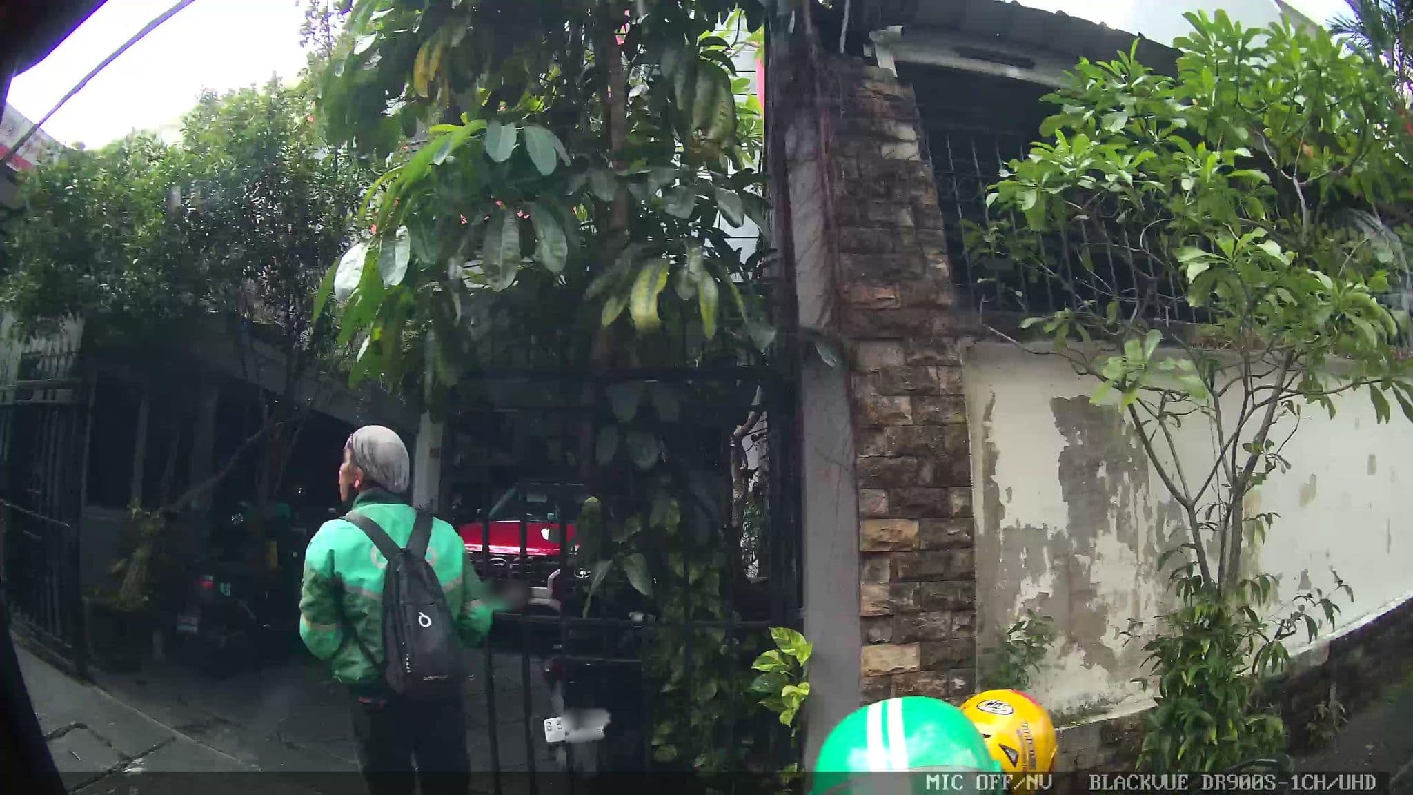 Street view near Room 201 Davinci Hotel, Jakarta — © Kaart---RIGHT (CC BY-SA · Mapillary)