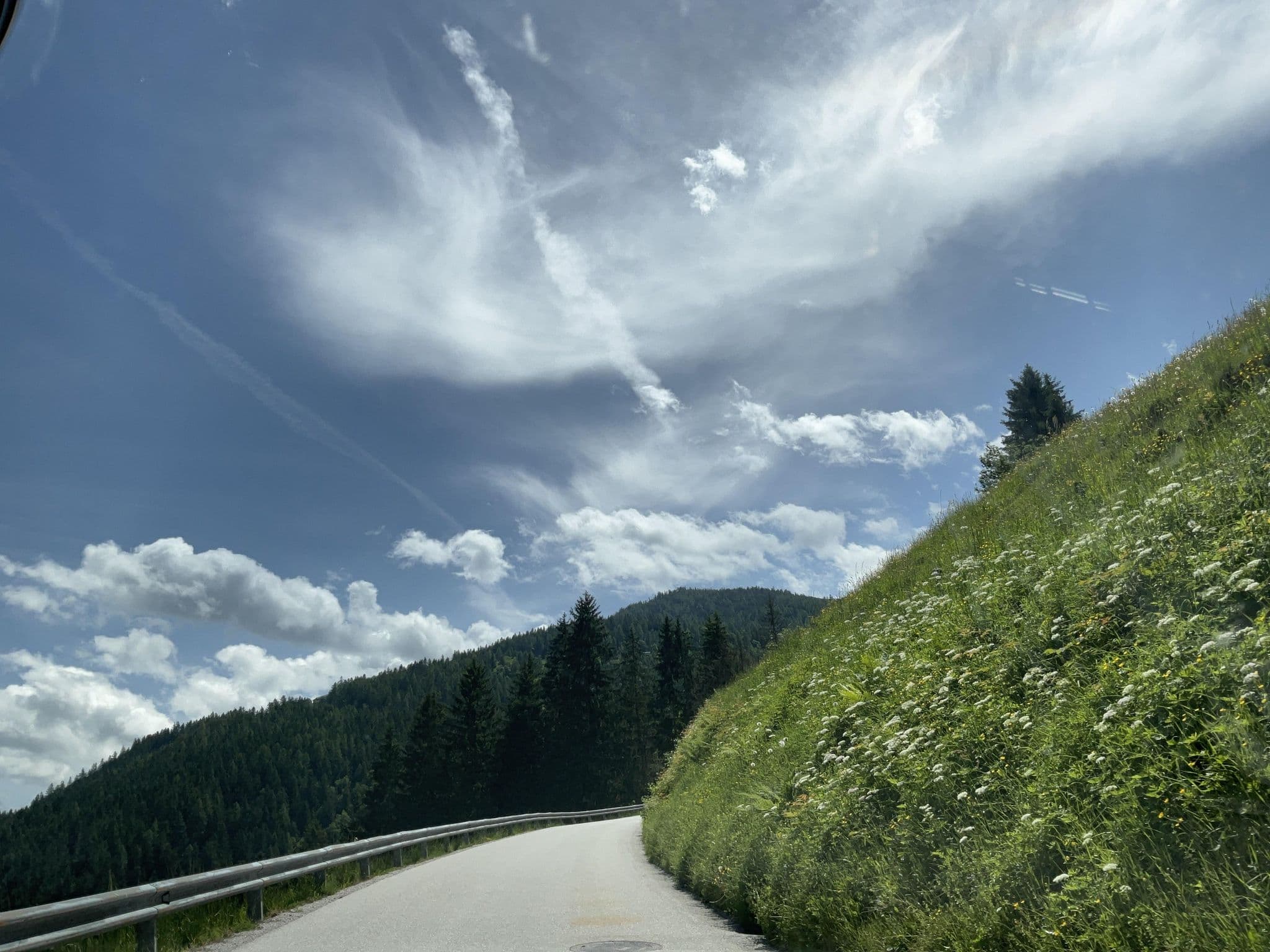 Street view near Edelbacherhof, Ramsau am Dachstein