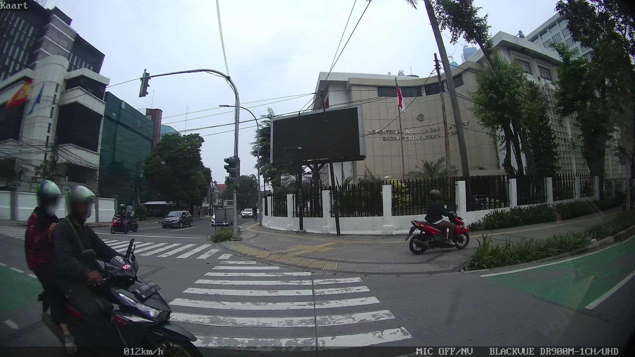 Street view near The Akmani Hotel, Jakarta — © kaart_1 (CC BY-SA · Mapillary)