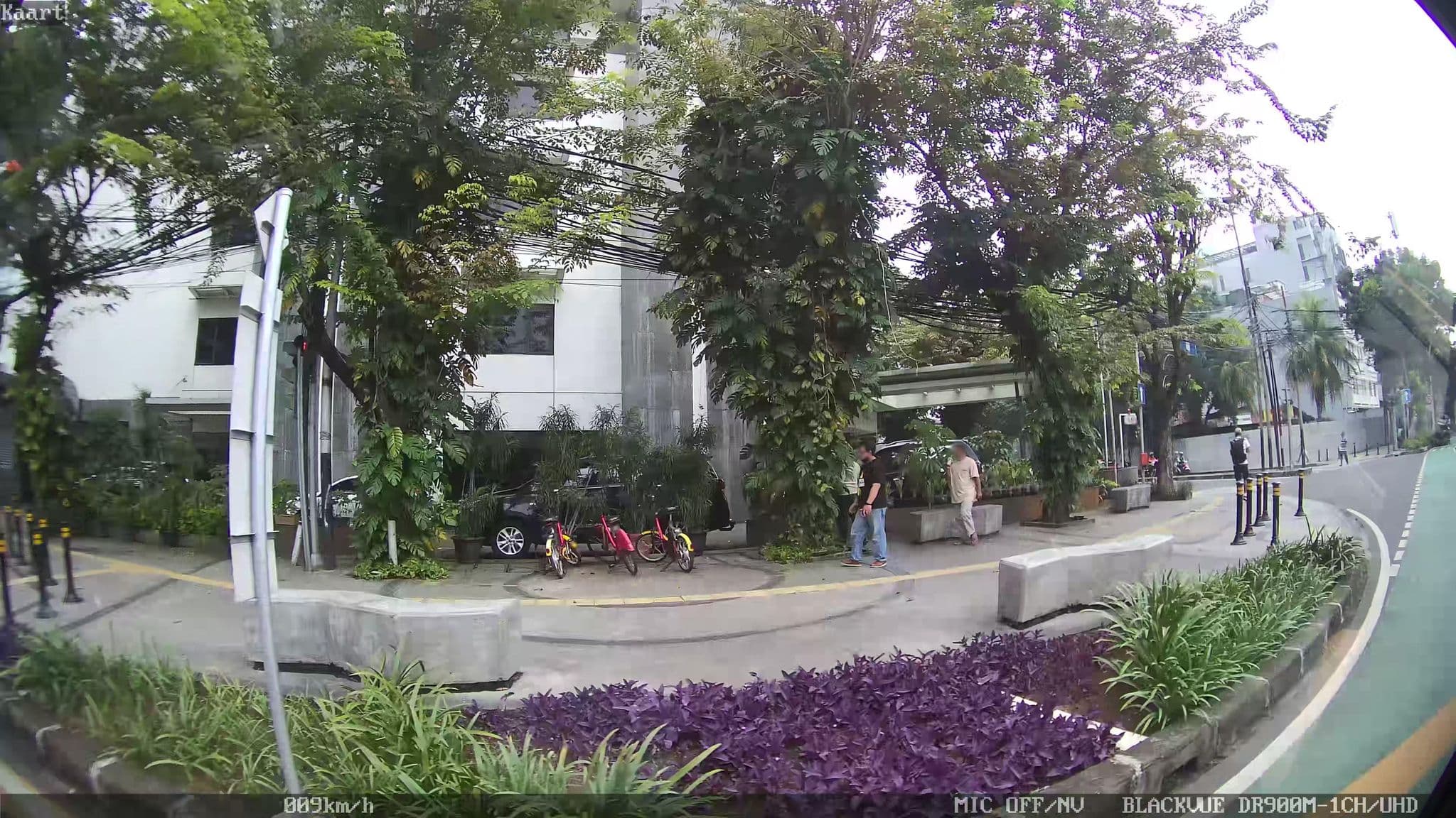 Street view near Hotel Victory, Jakarta — © kaart_1 (CC BY-SA · Mapillary)