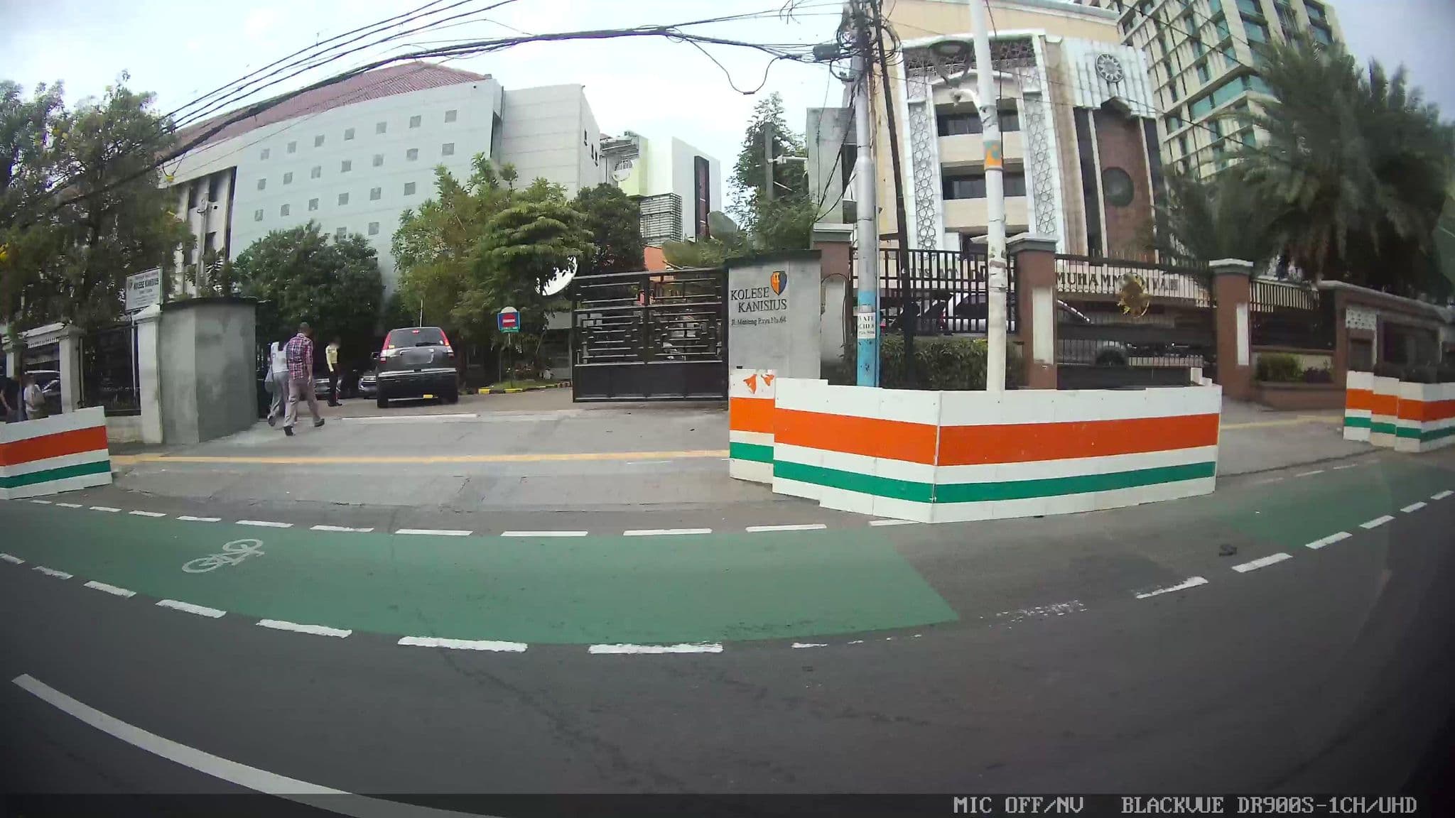 Street view near Sofyan betawi, Jakarta — © Kaart---LEFT (CC BY-SA · Mapillary)