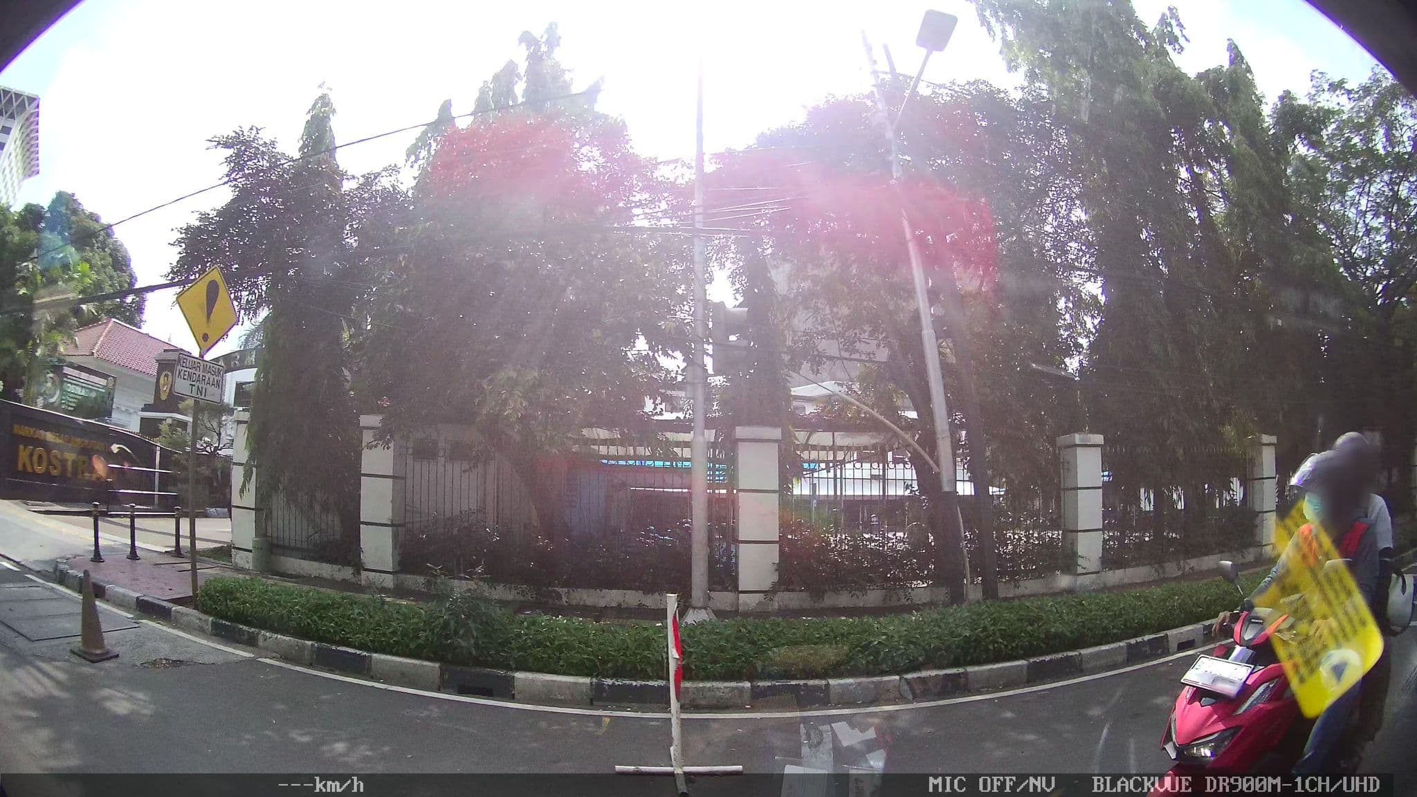 Street view near Hotel gren alia prapatan, Jakarta — © kaart_1 (CC BY-SA · Mapillary)
