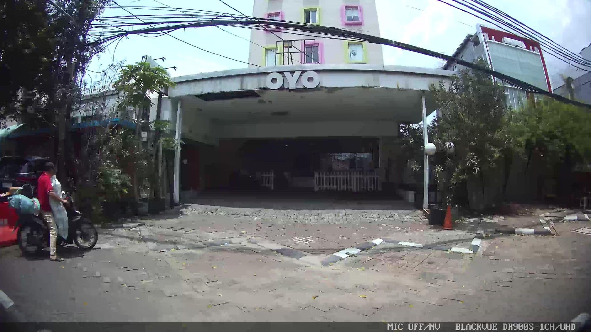 Street view near Hotel Antara, Jakarta — © Kaart---RIGHT (CC BY-SA · Mapillary)