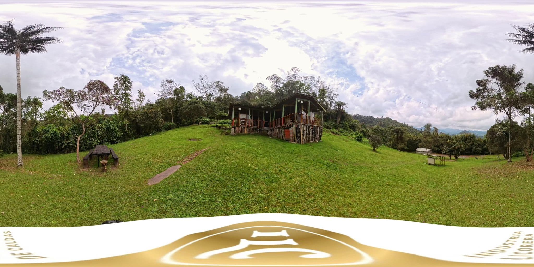 Street view near Chalet Reserva Guayabal, Manizales — © Pleka (CC BY-SA · Mapillary)