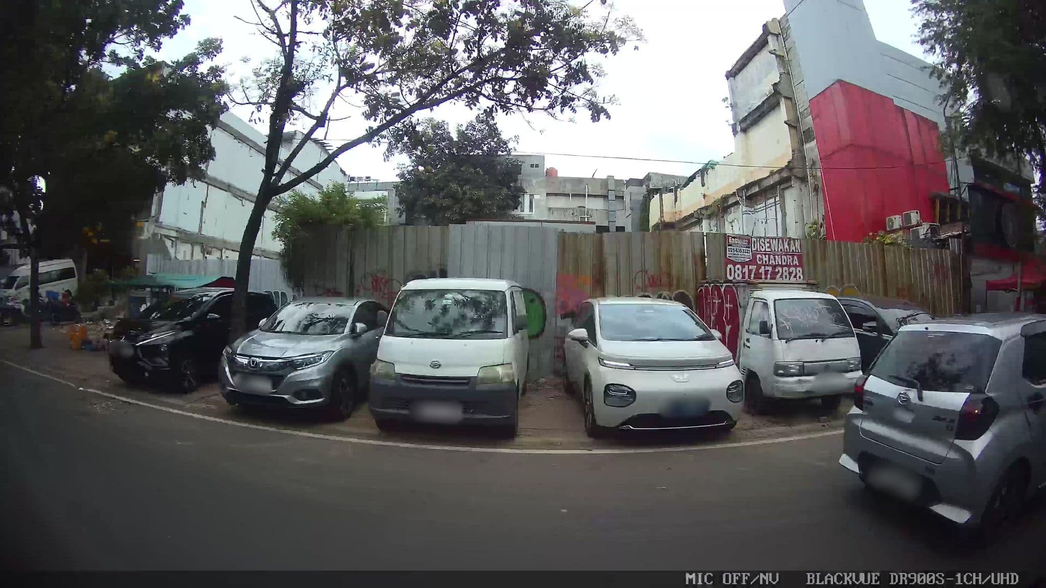 Street view near Juanda Inn, Jakarta — © Kaart---RIGHT (CC BY-SA · Mapillary)