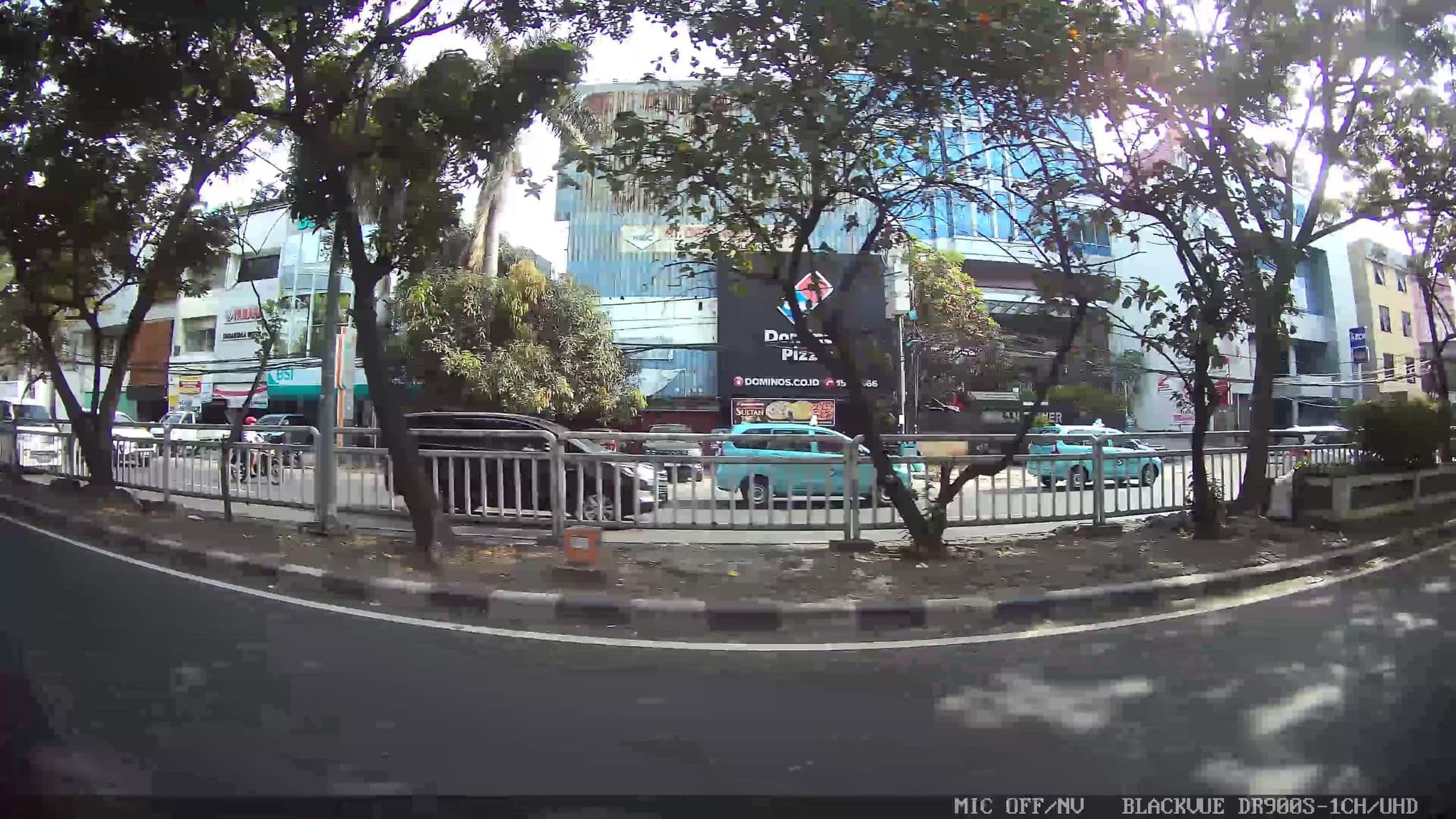 Street view near Global Ekabuana PT, Jakarta — © Kaart---RIGHT (CC BY-SA · Mapillary)