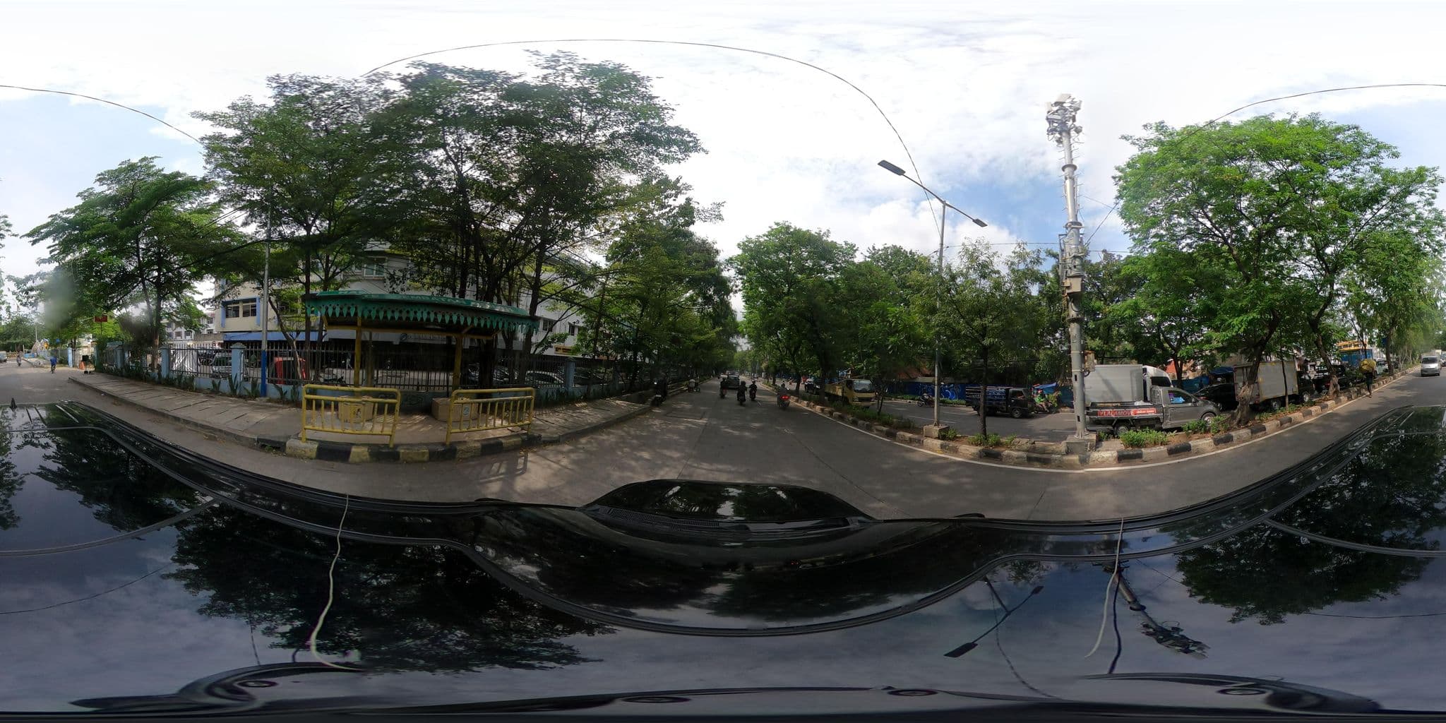 Street view near Travellers, Jakarta — © Kaart---360 (CC BY-SA · Mapillary)