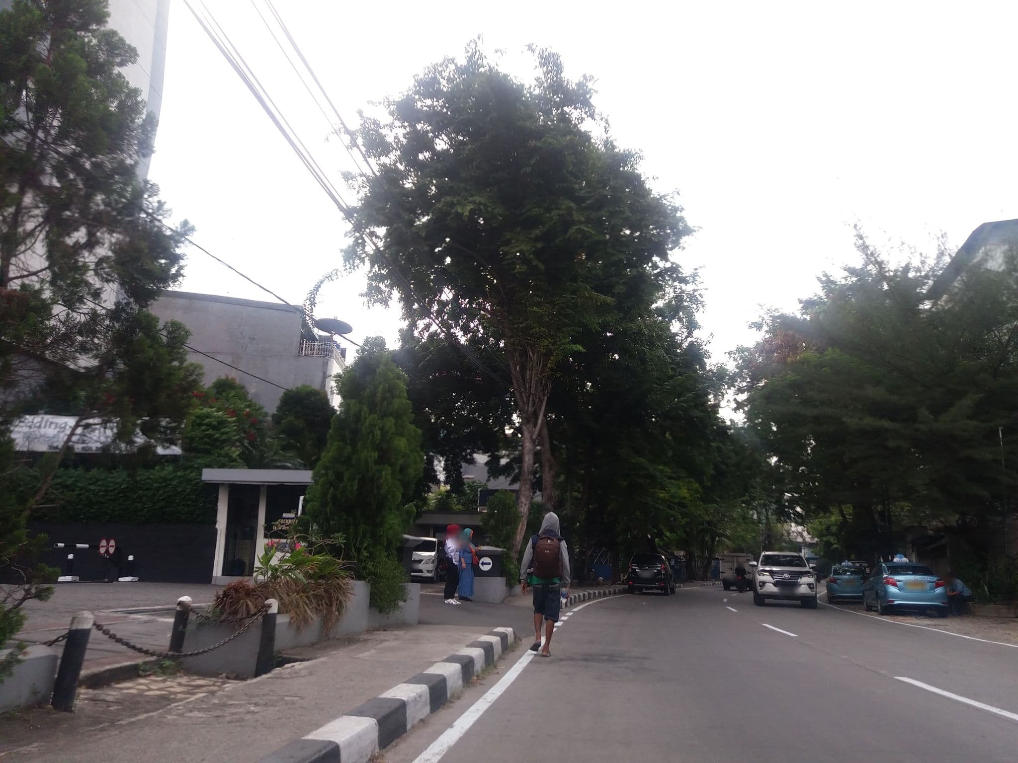 Street view near Maxwell Hotel, Jakarta — © derry (CC BY-SA · Mapillary)