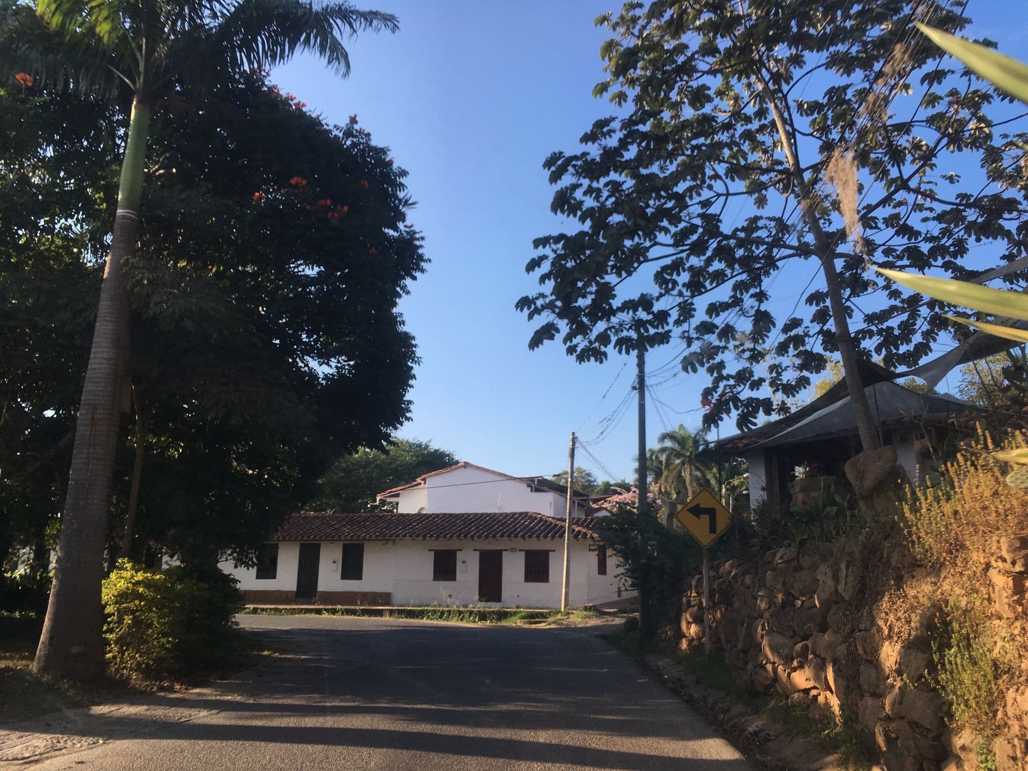 Street view near Hostal Baraloma, Barichara — © nicovargas (CC BY-SA · Mapillary)