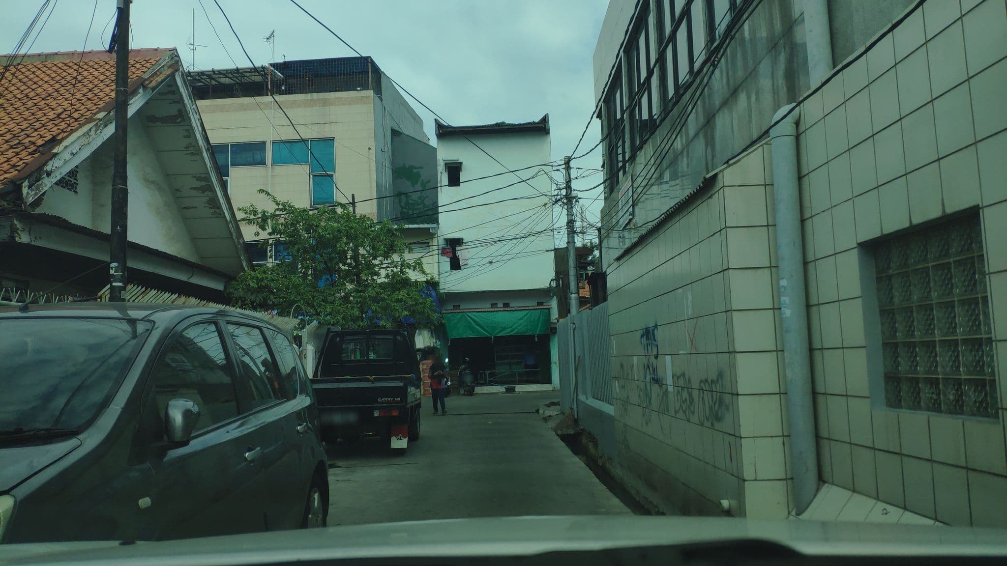 Street view near Amari Hotel, Jakarta — © dedi (CC BY-SA · Mapillary)