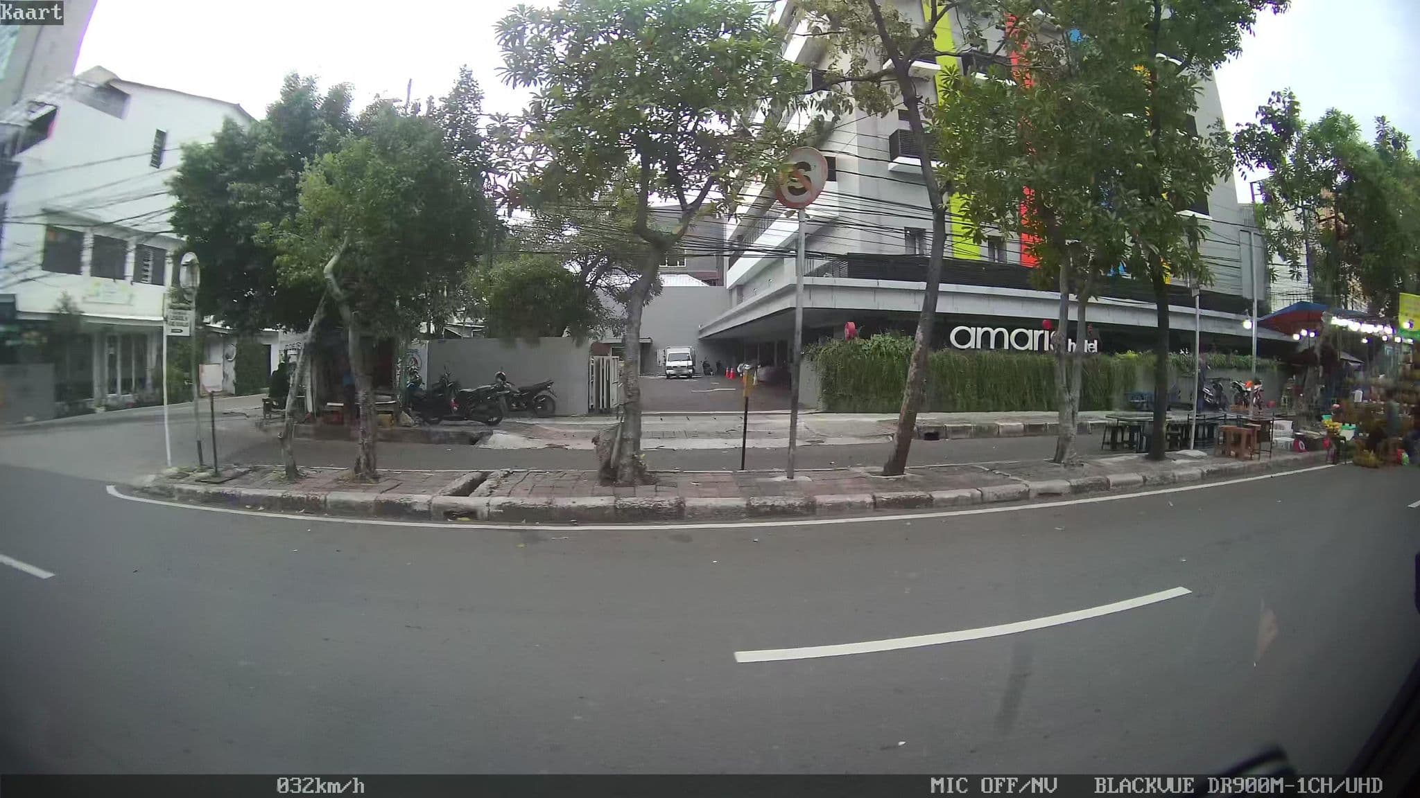 Street view near Amaris Hotel by Santika, Jakarta — © kaart_1 (CC BY-SA · Mapillary)