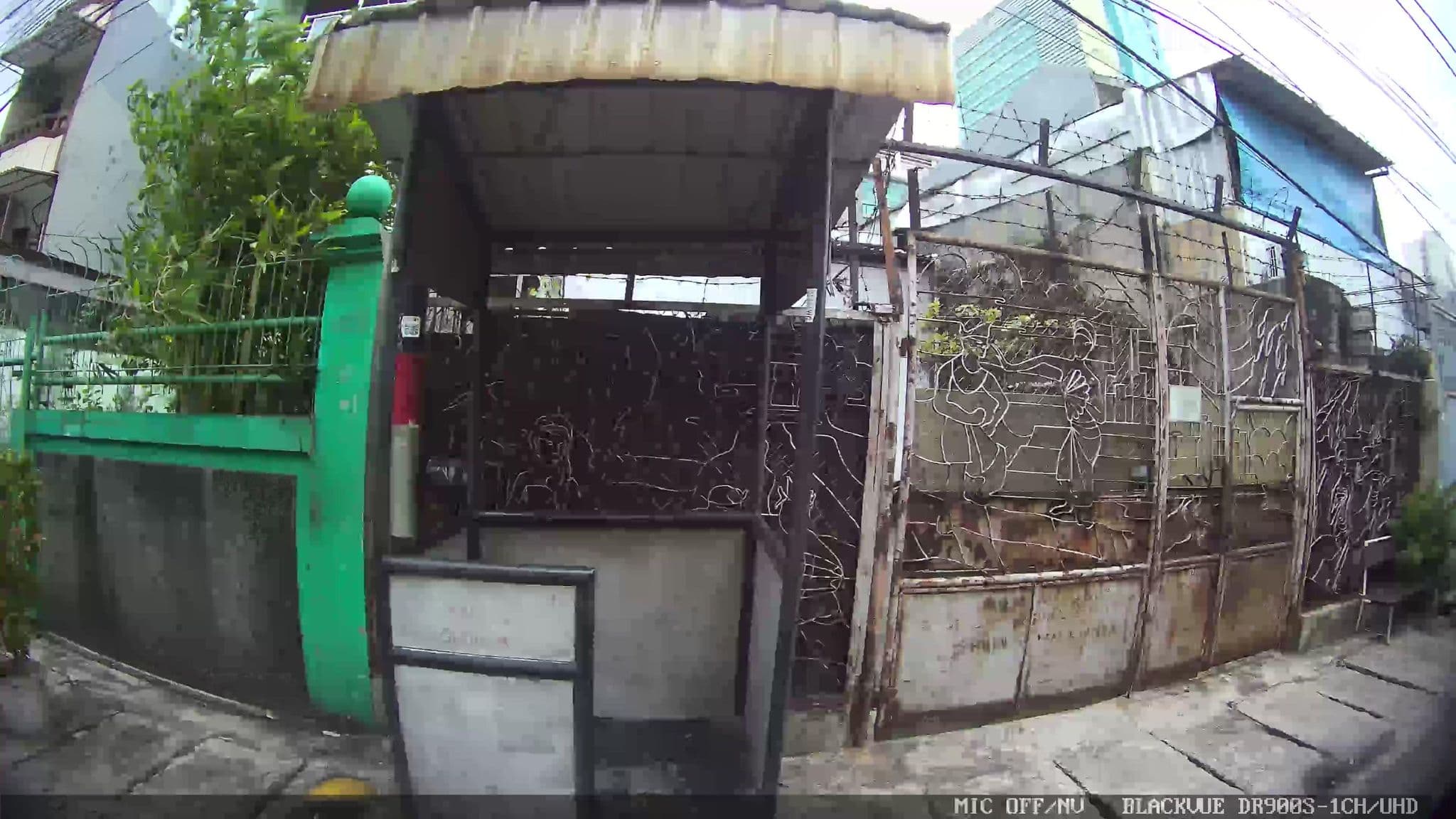 Street view near Nteph's castle, Jakarta — © Kaart---LEFT (CC BY-SA · Mapillary)