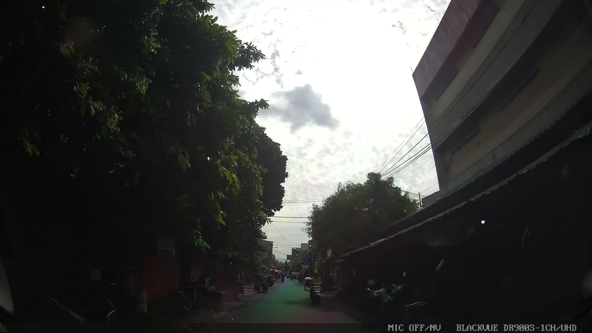 Street view near Duta Collection, Jakarta — © Kaart---FRONT (CC BY-SA · Mapillary)