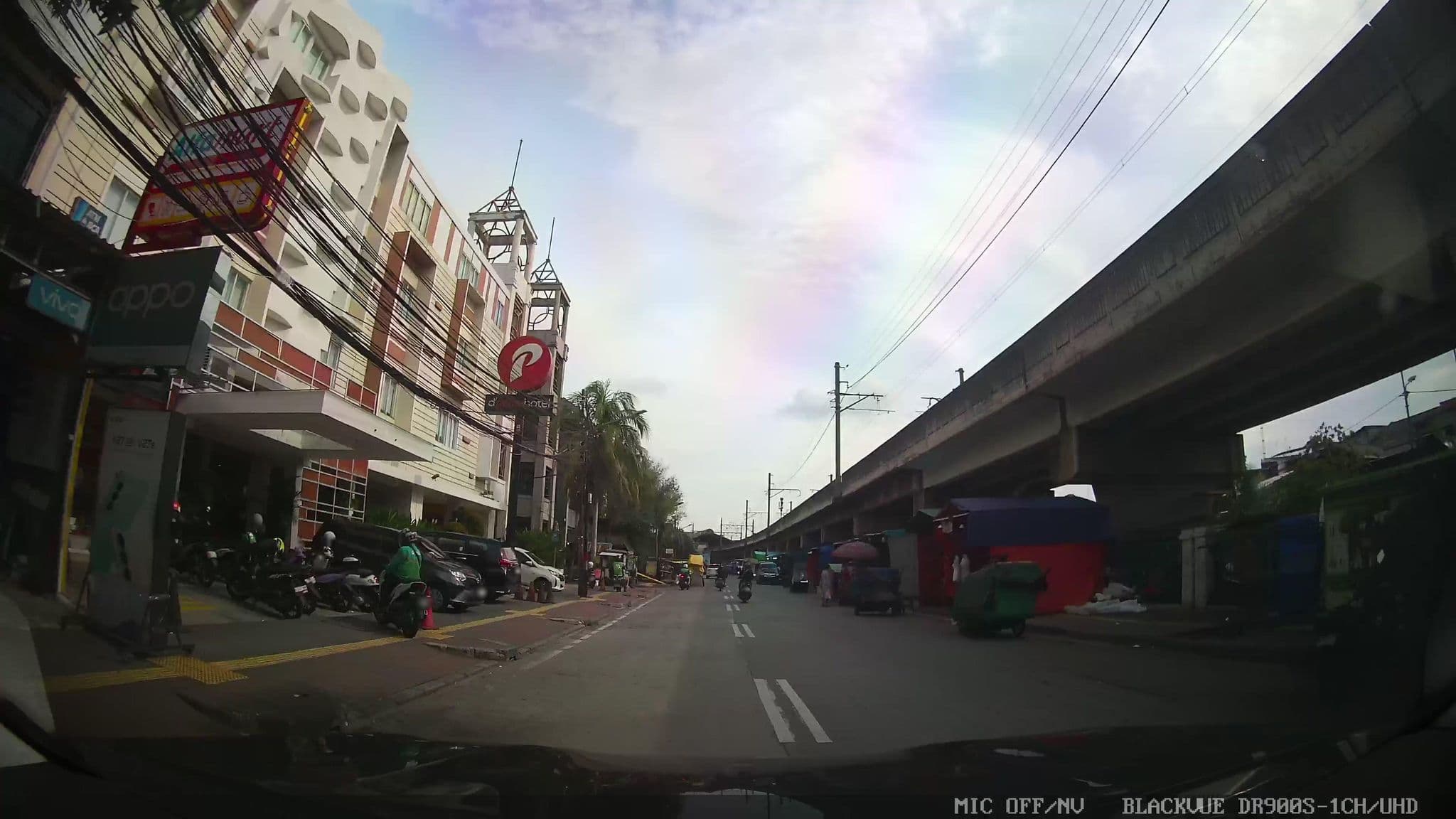 Street view near dprima hotel pangeran jayakarta, Jakarta — © Kaart---FRONT (CC BY-SA · Mapillary)