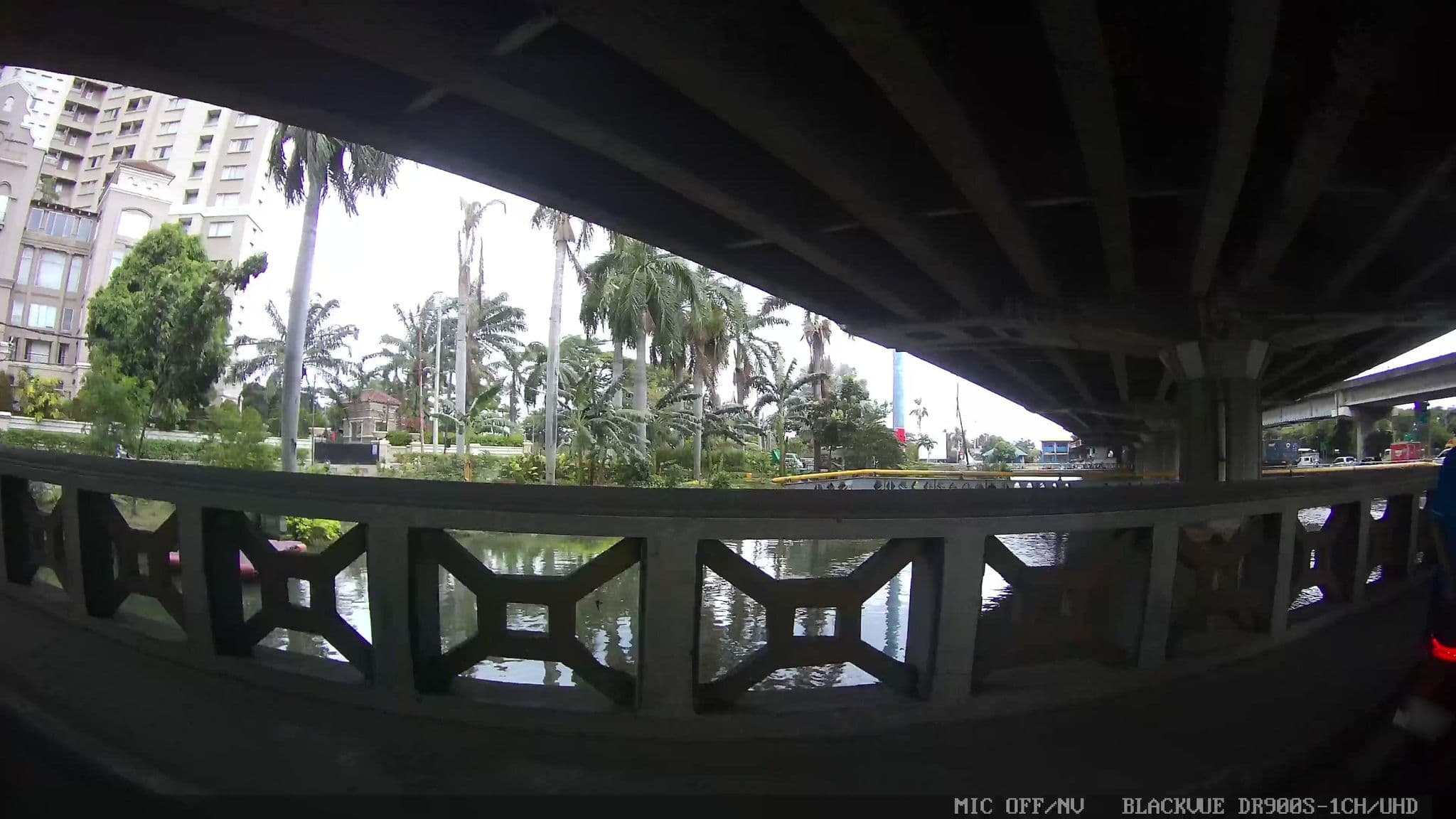 Street view near Swimming Pool Aston Marina Ancol, Jakarta — © Kaart---LEFT (CC BY-SA · Mapillary)