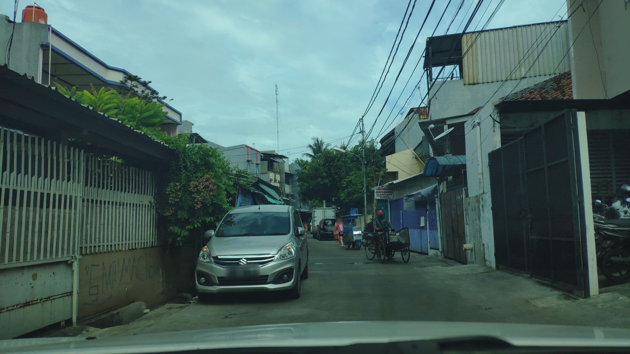 Street view near 801, Jakarta — © dedi (CC BY-SA · Mapillary)