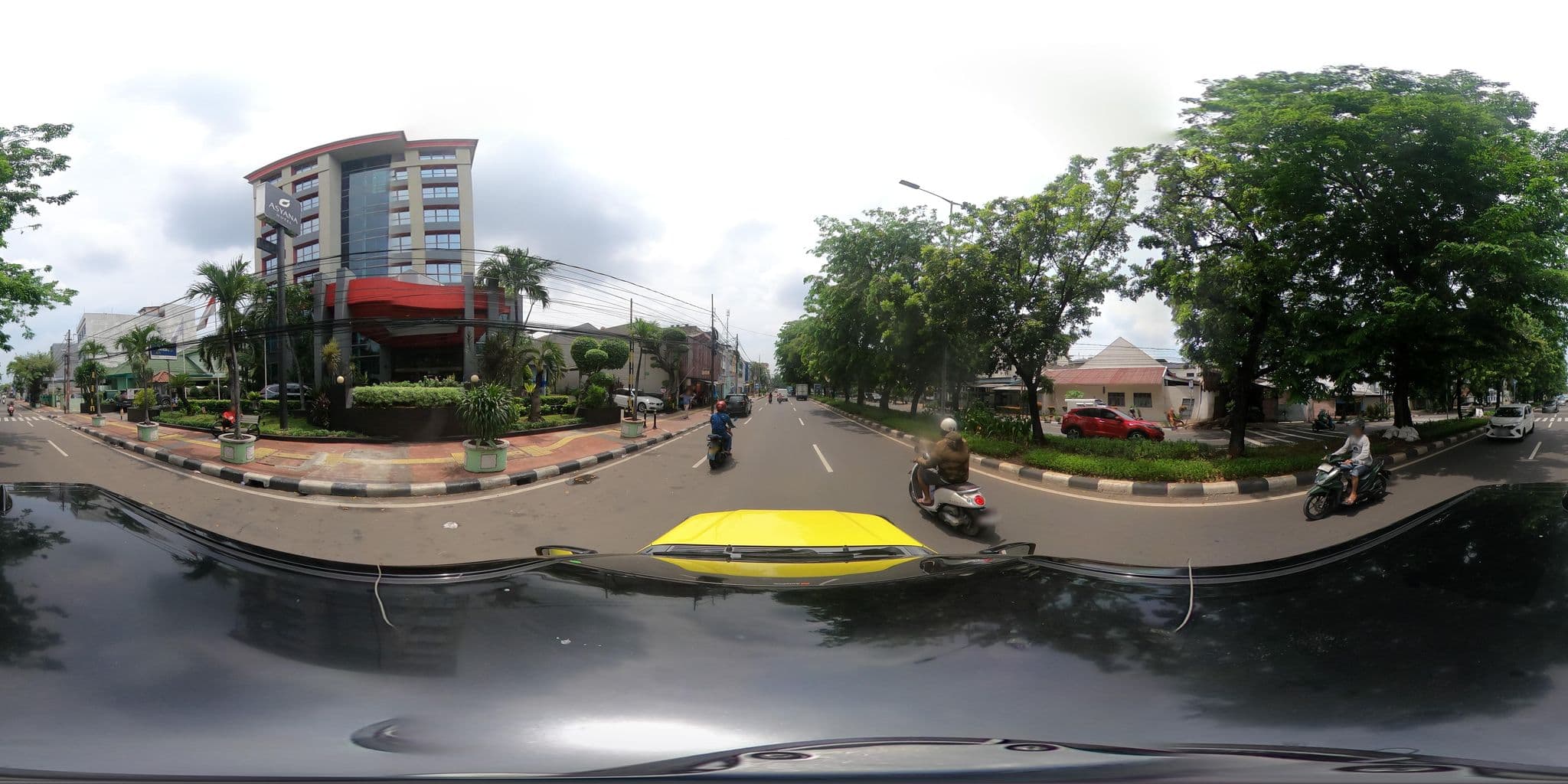 Street view near Hotel Asyana Kemayoran, Jakarta — © Kaart---360 (CC BY-SA · Mapillary)