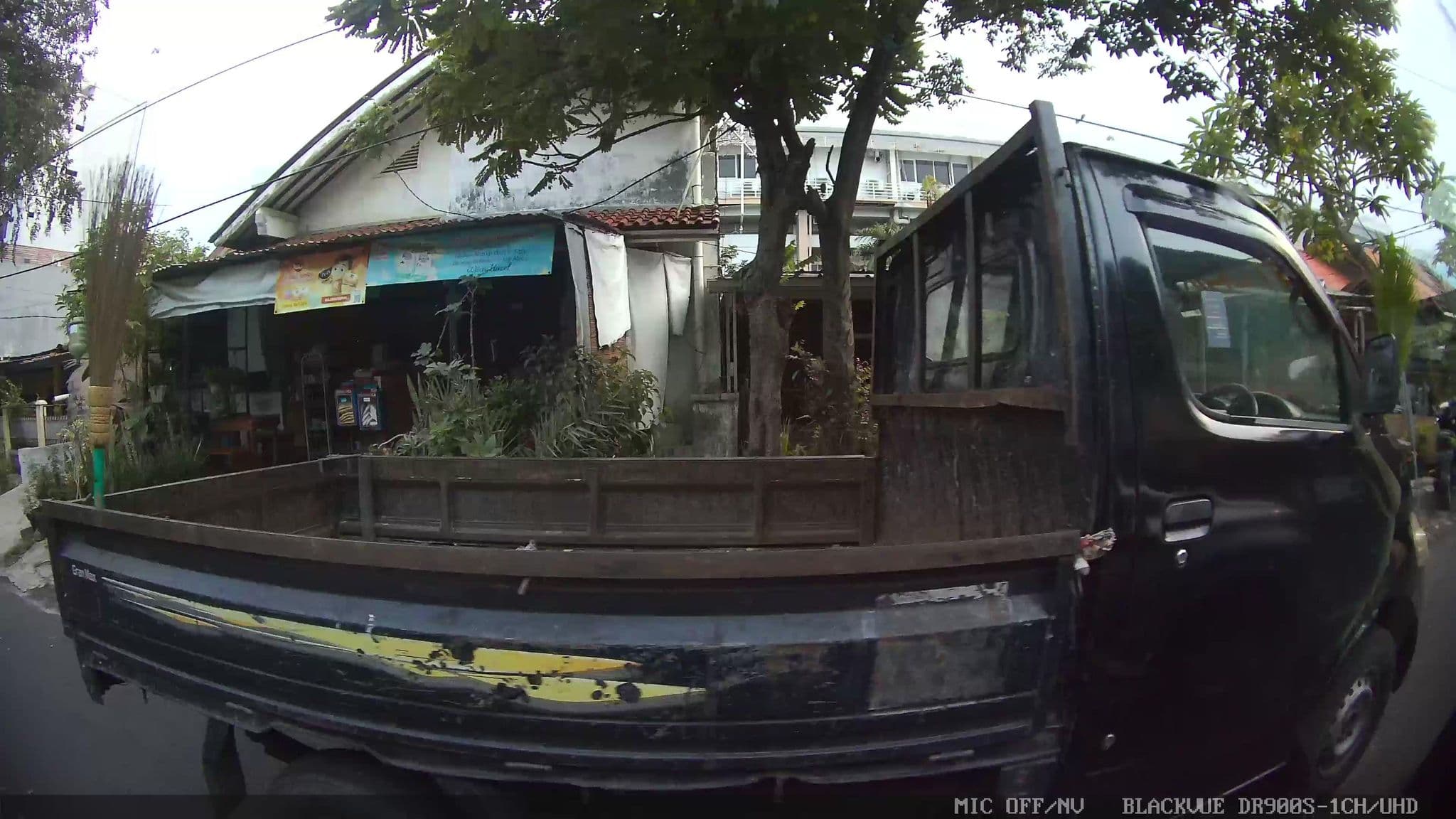 Street view near Hotel El Cavana, Jakarta — © Kaart---LEFT (CC BY-SA · Mapillary)