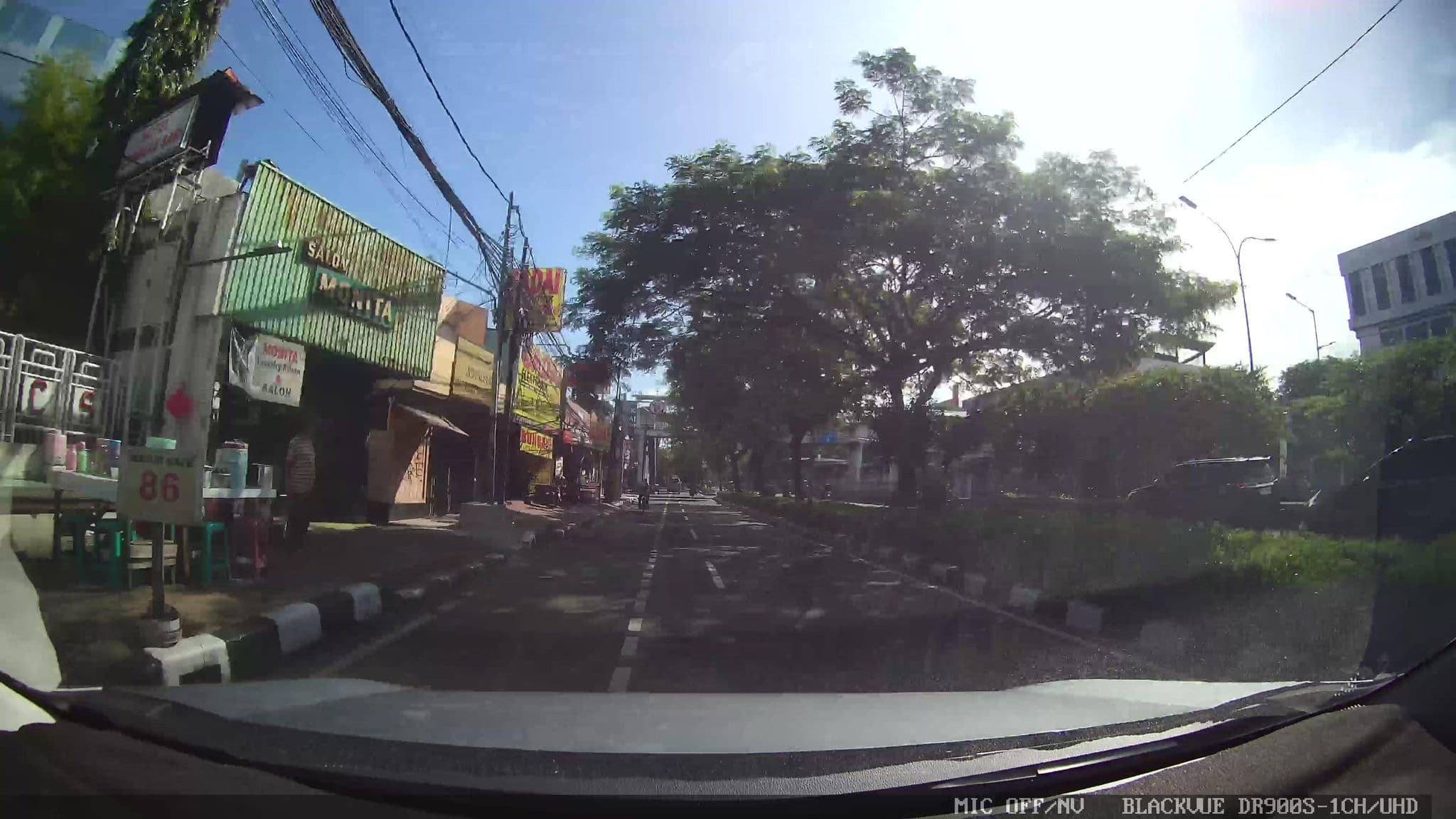Street view near Room 1223, Jakarta — © Kaart---FRONT (CC BY-SA · Mapillary)